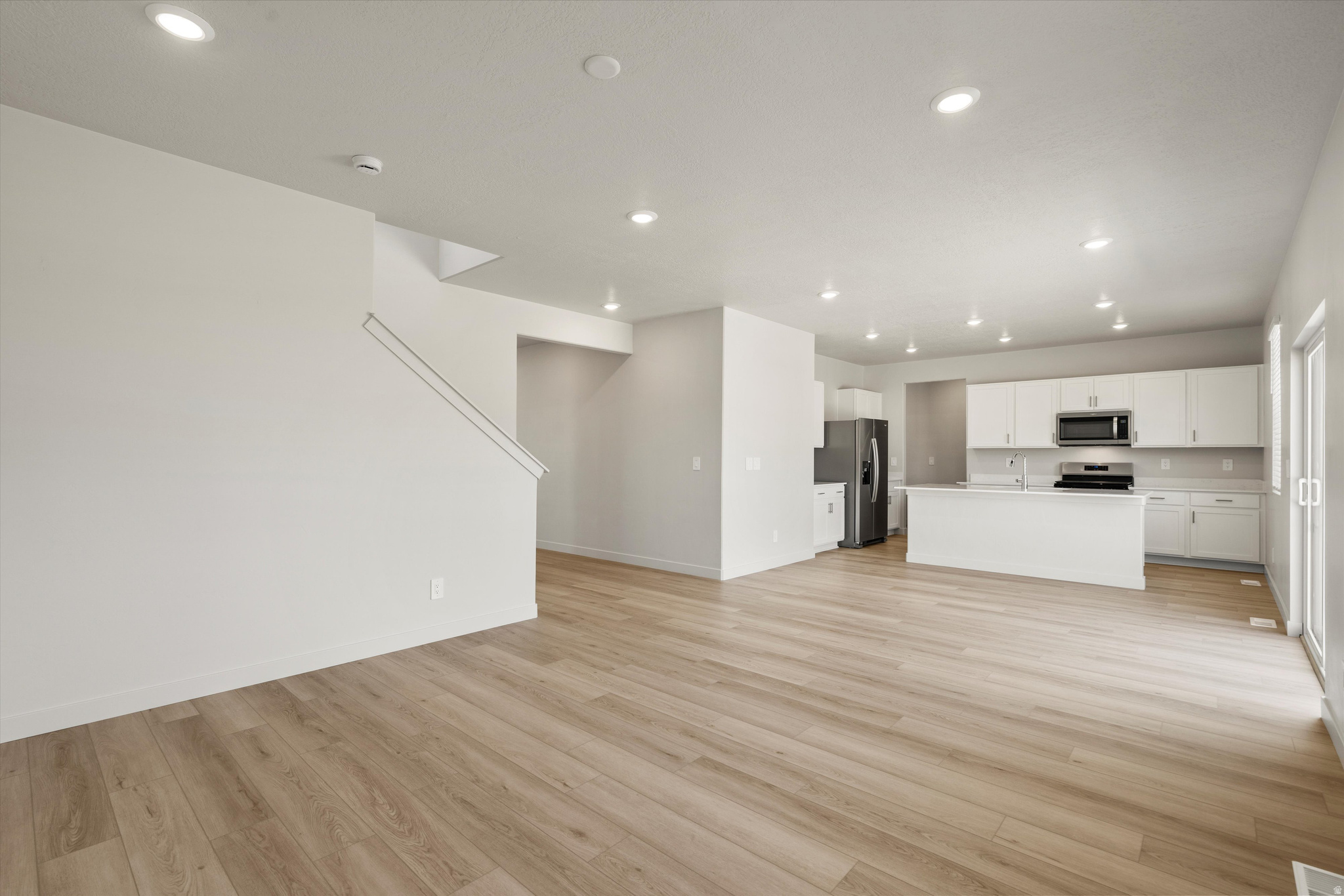 STRATTON ACRES - Residential