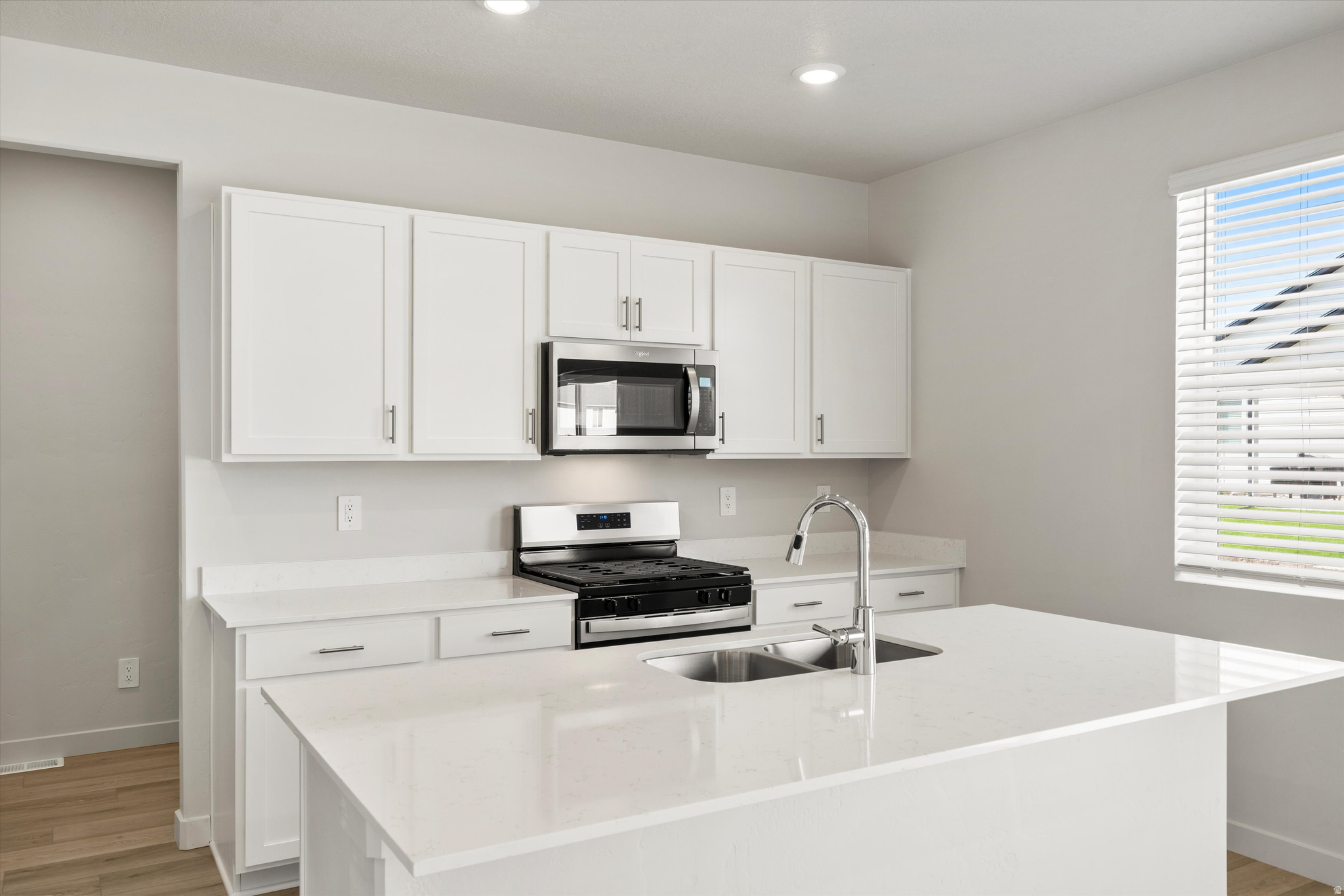 STRATTON ACRES - Residential