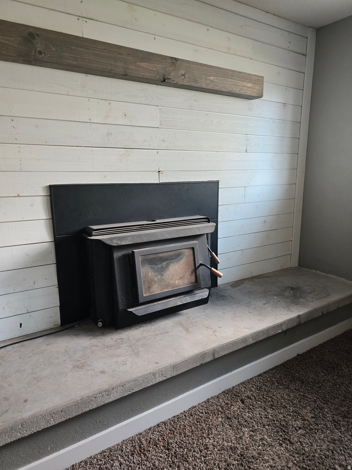 HIGH COUNTRY ESTATES - Residential