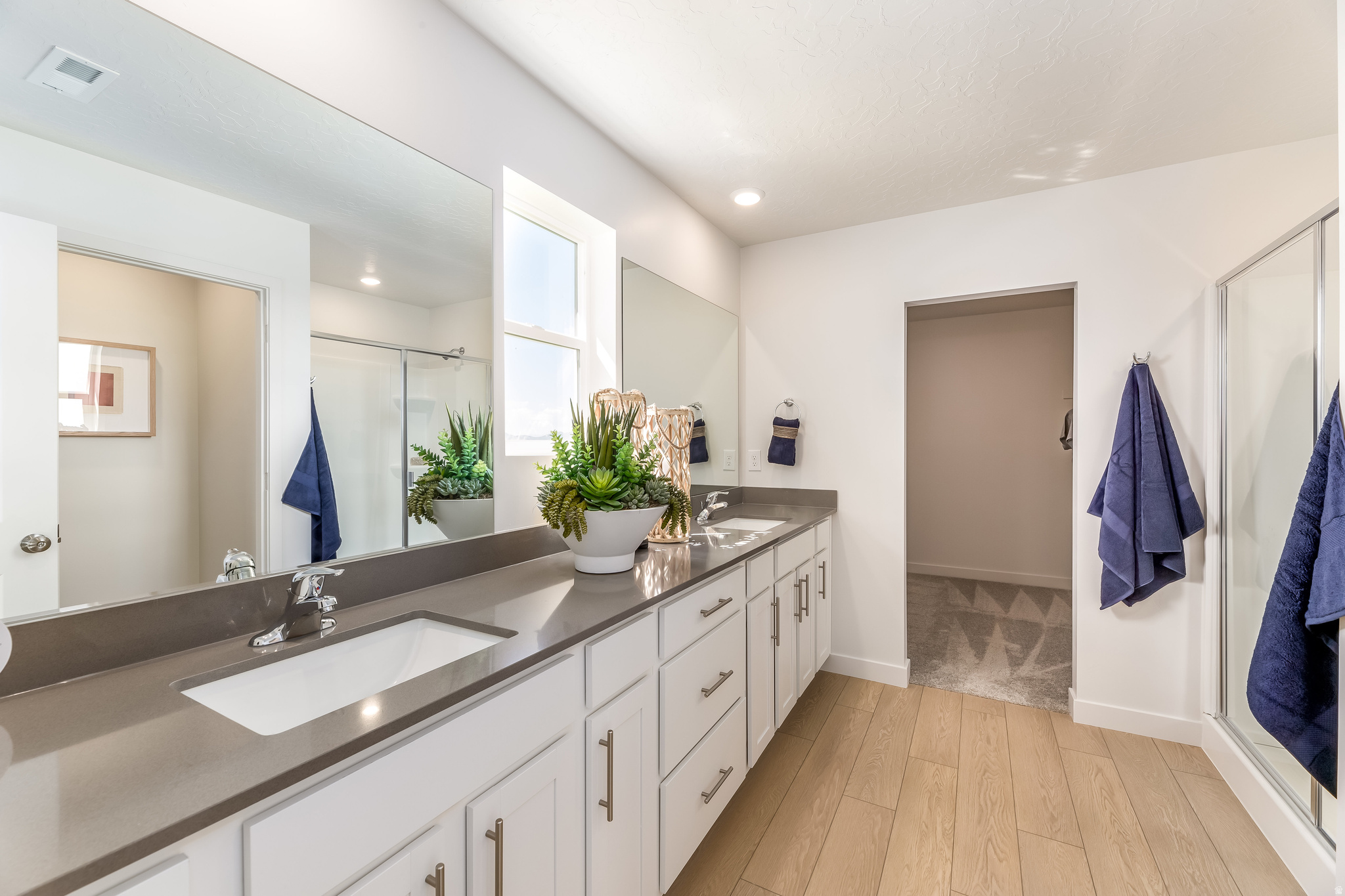 MEADOW CREEK - Residential