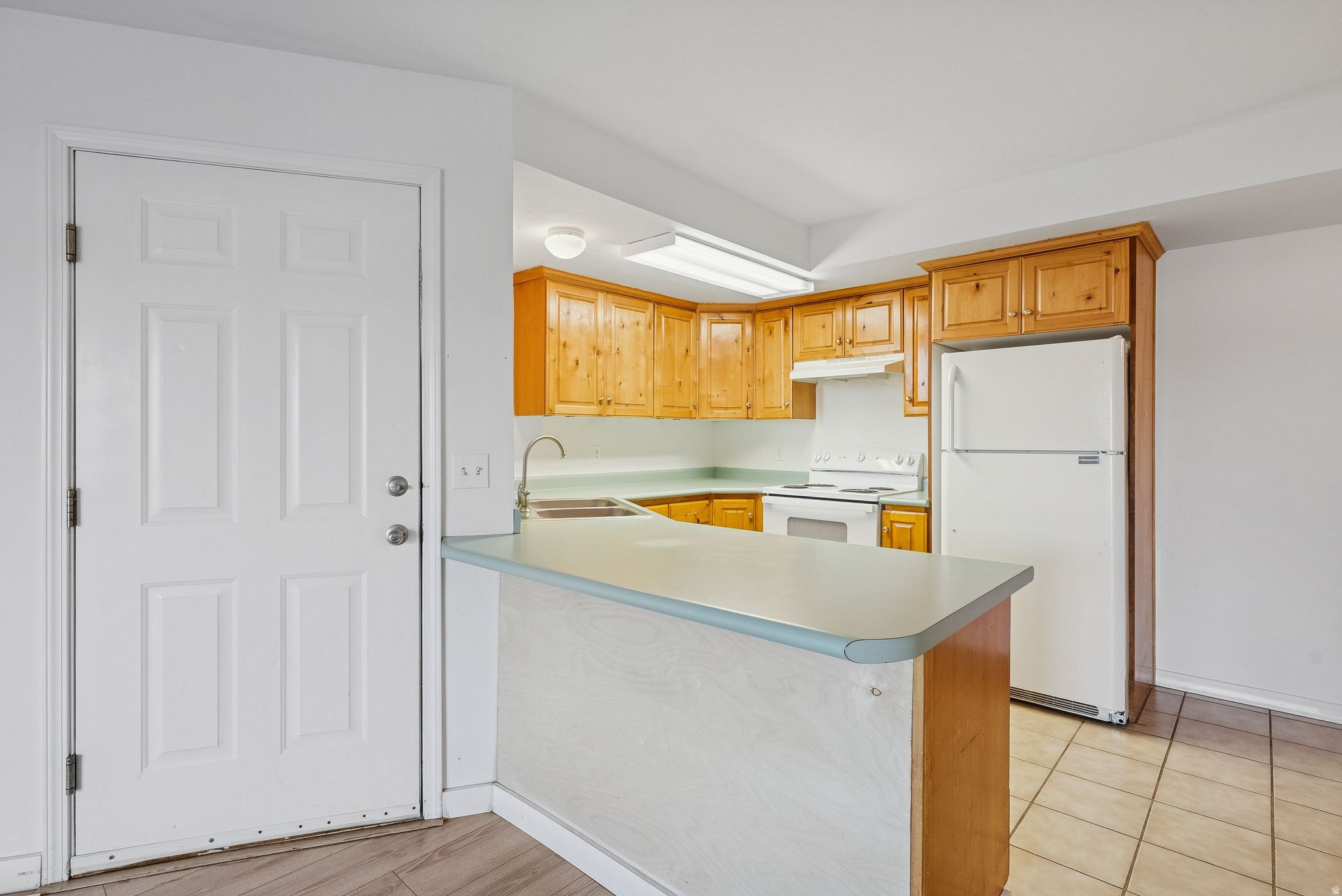 UINTA VIEW CONDOMINIUM - Residential