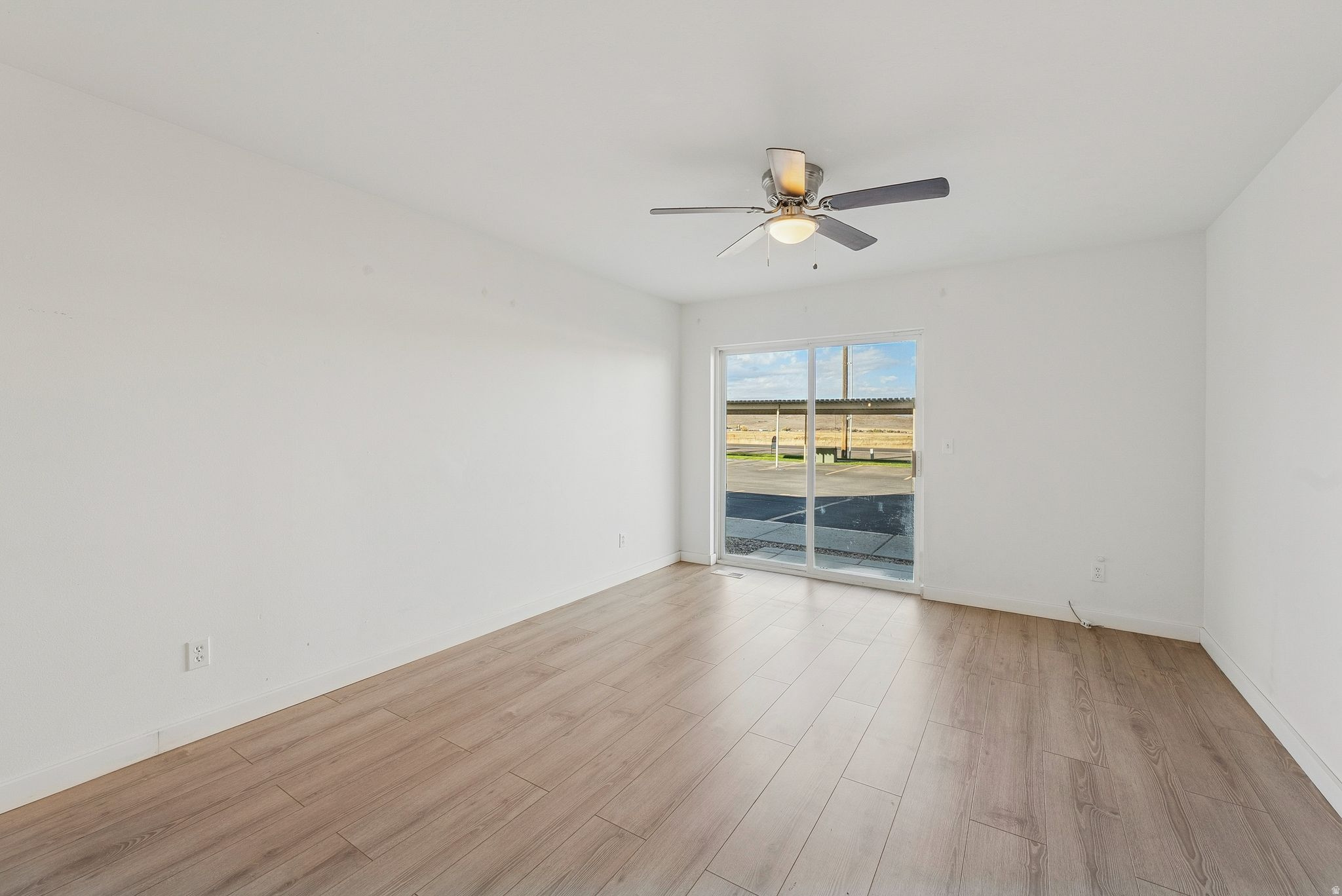 UINTA VIEW CONDOMINIUM - Residential