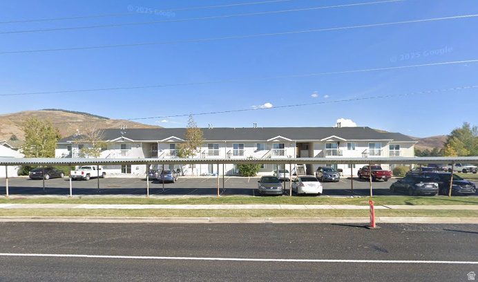 UINTA VIEW CONDOMINIUM - Residential