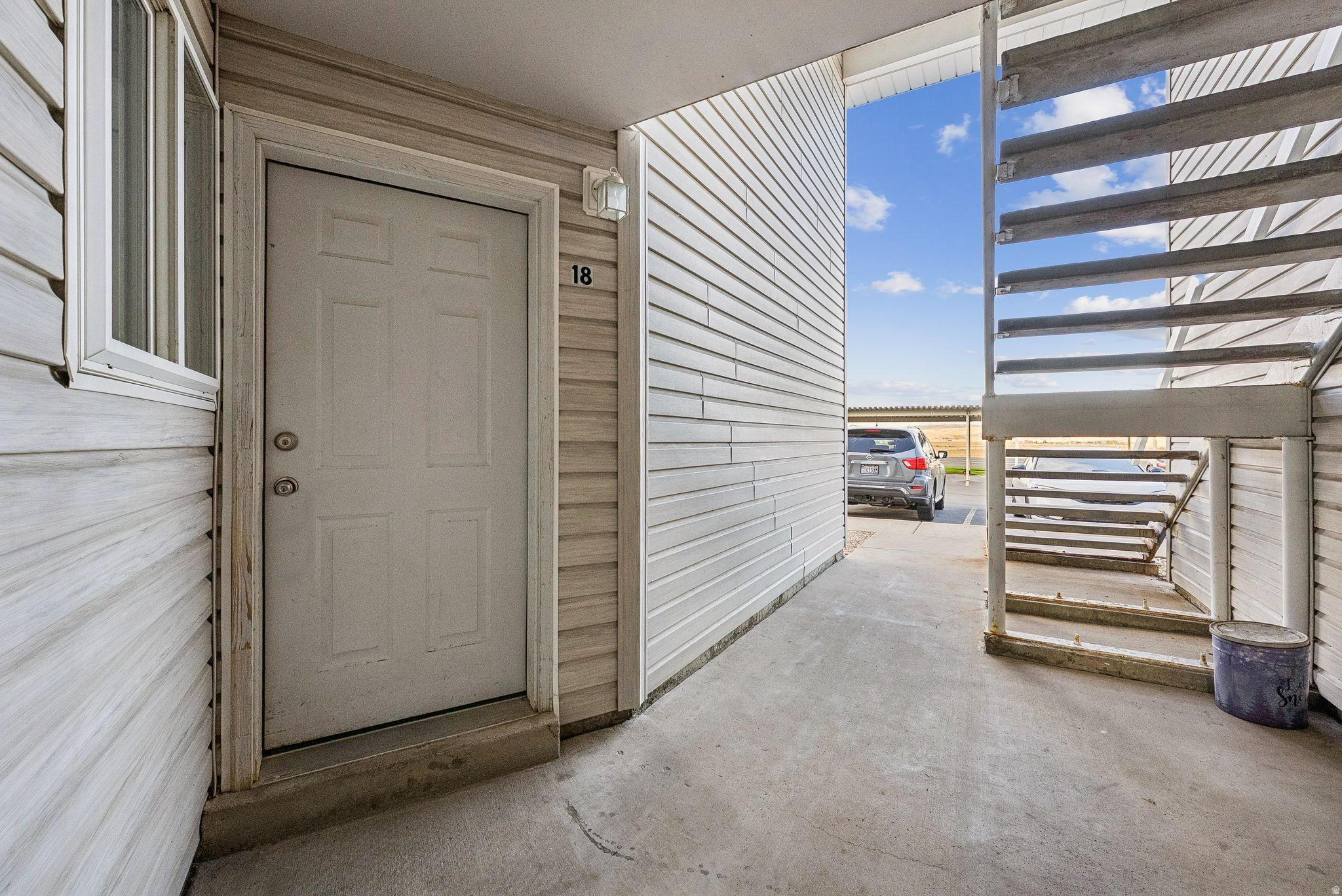 UINTA VIEW CONDOMINIUM - Residential