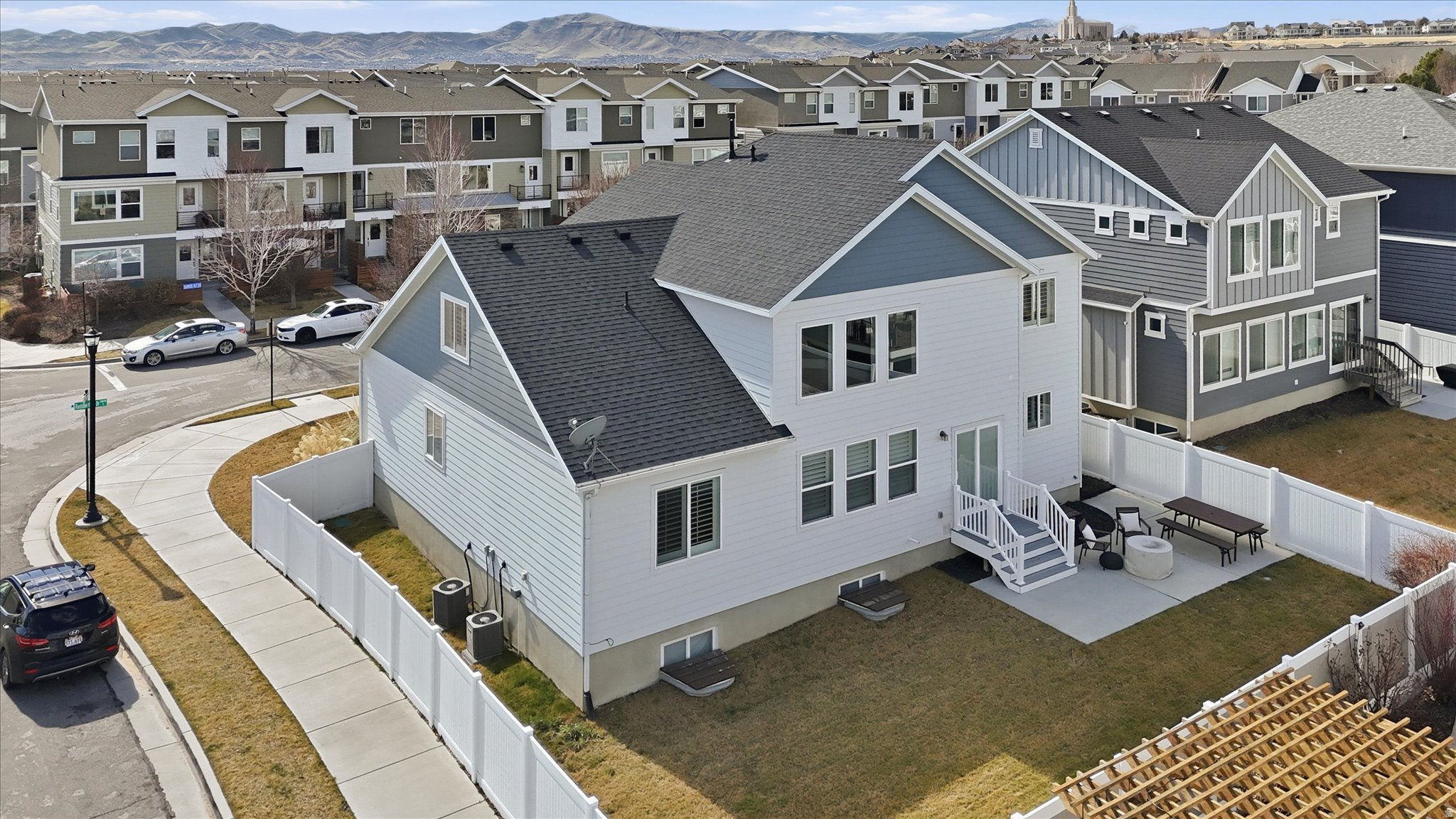 RUSHTON MEADOWS - Residential