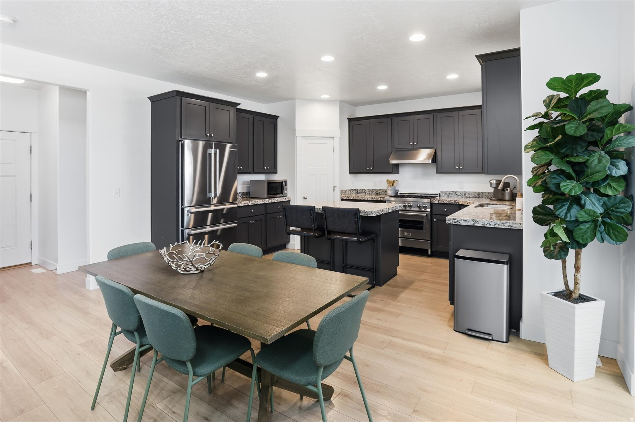 RUSHTON MEADOWS - Residential