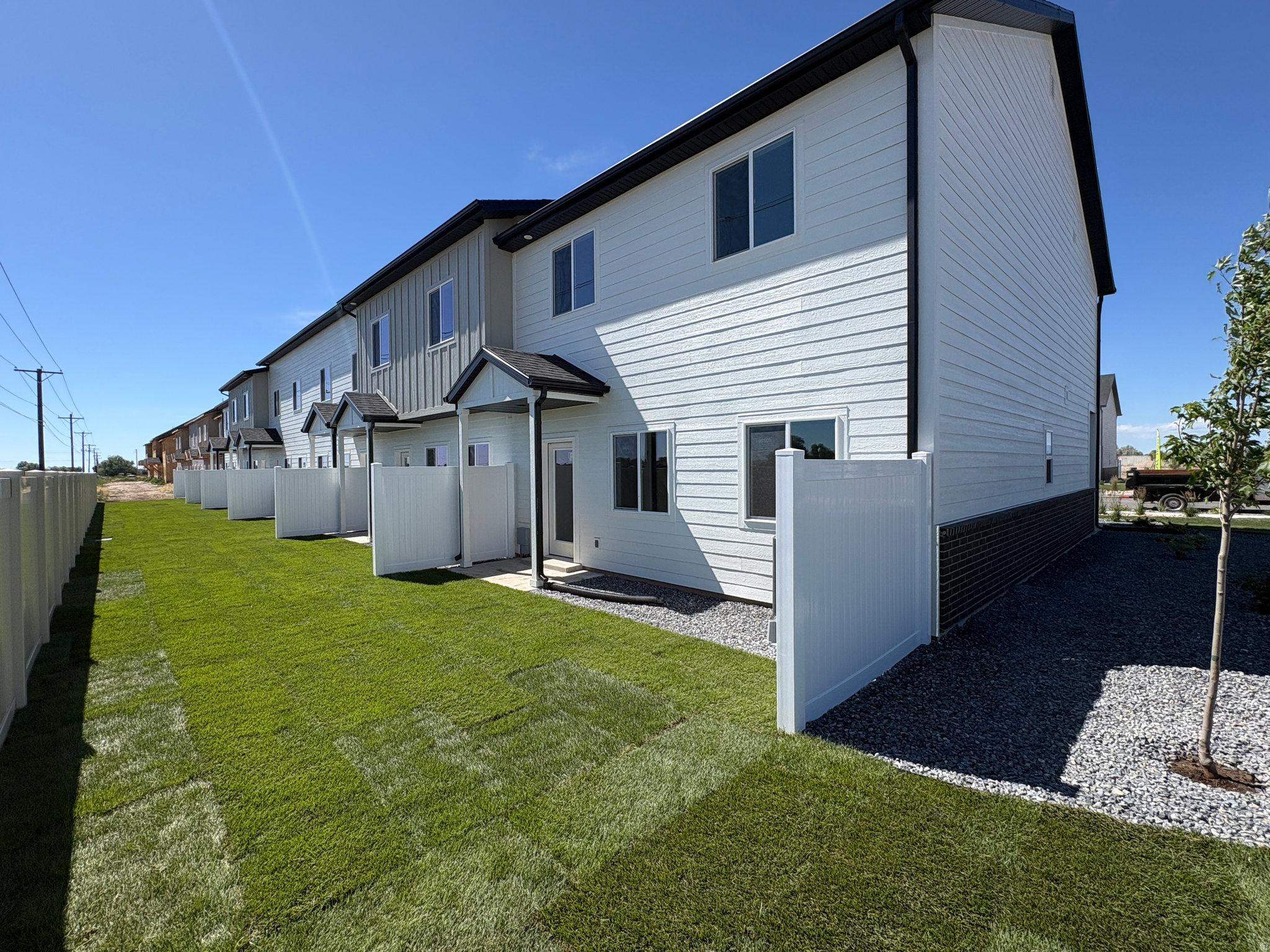 SALT GRASS - Residential