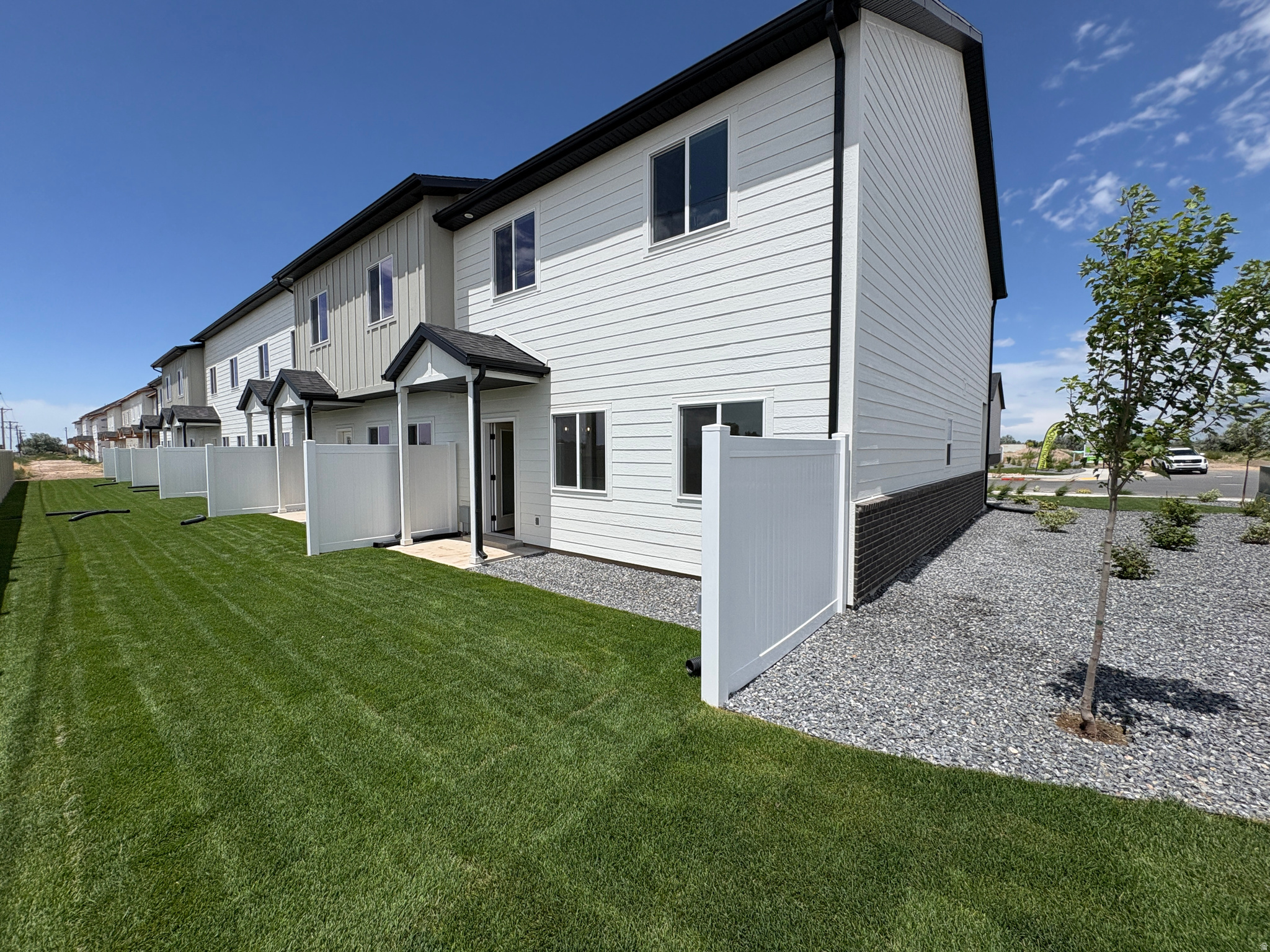 SALT GRASS - Residential