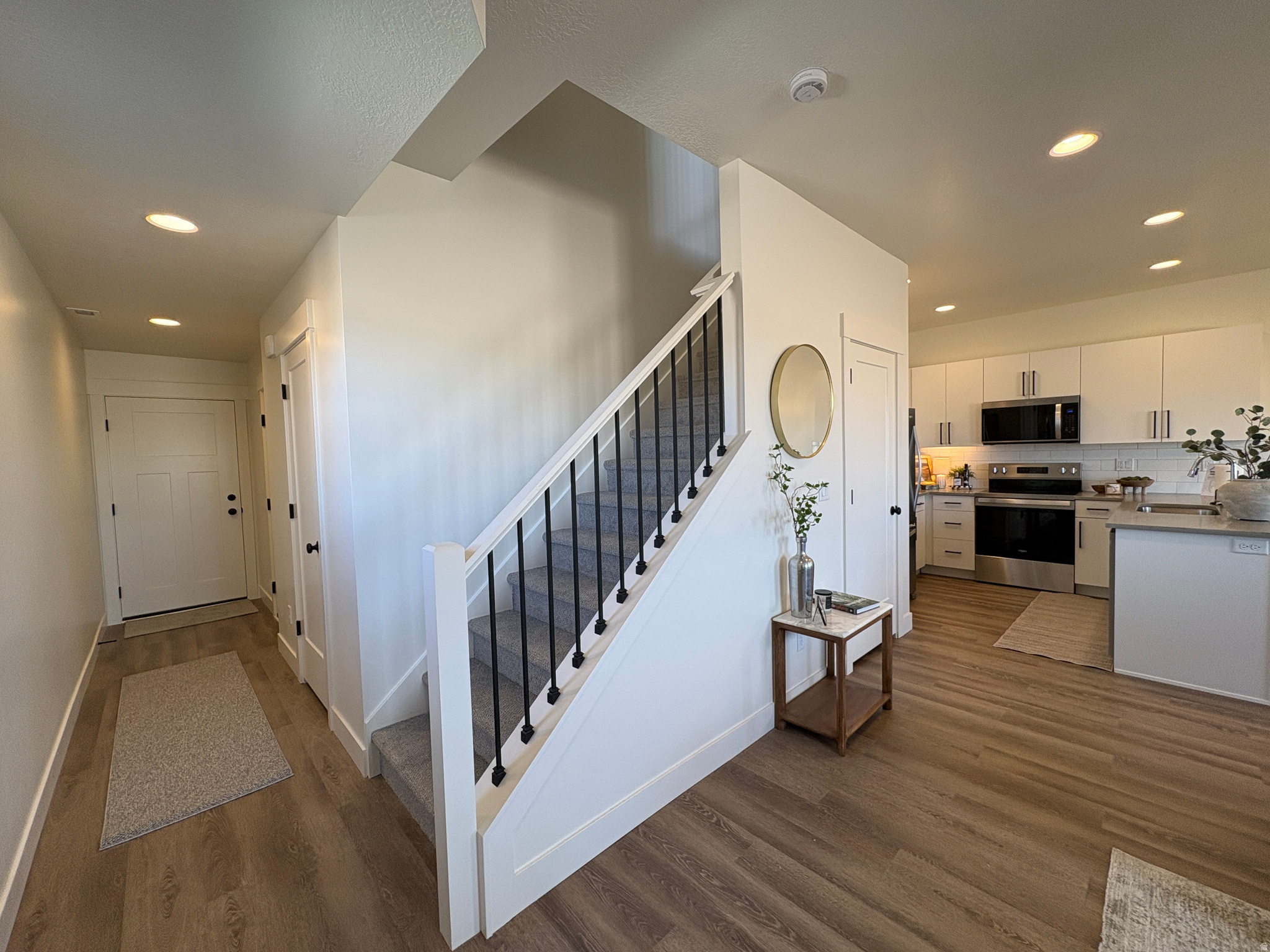 SALT GRASS - Residential