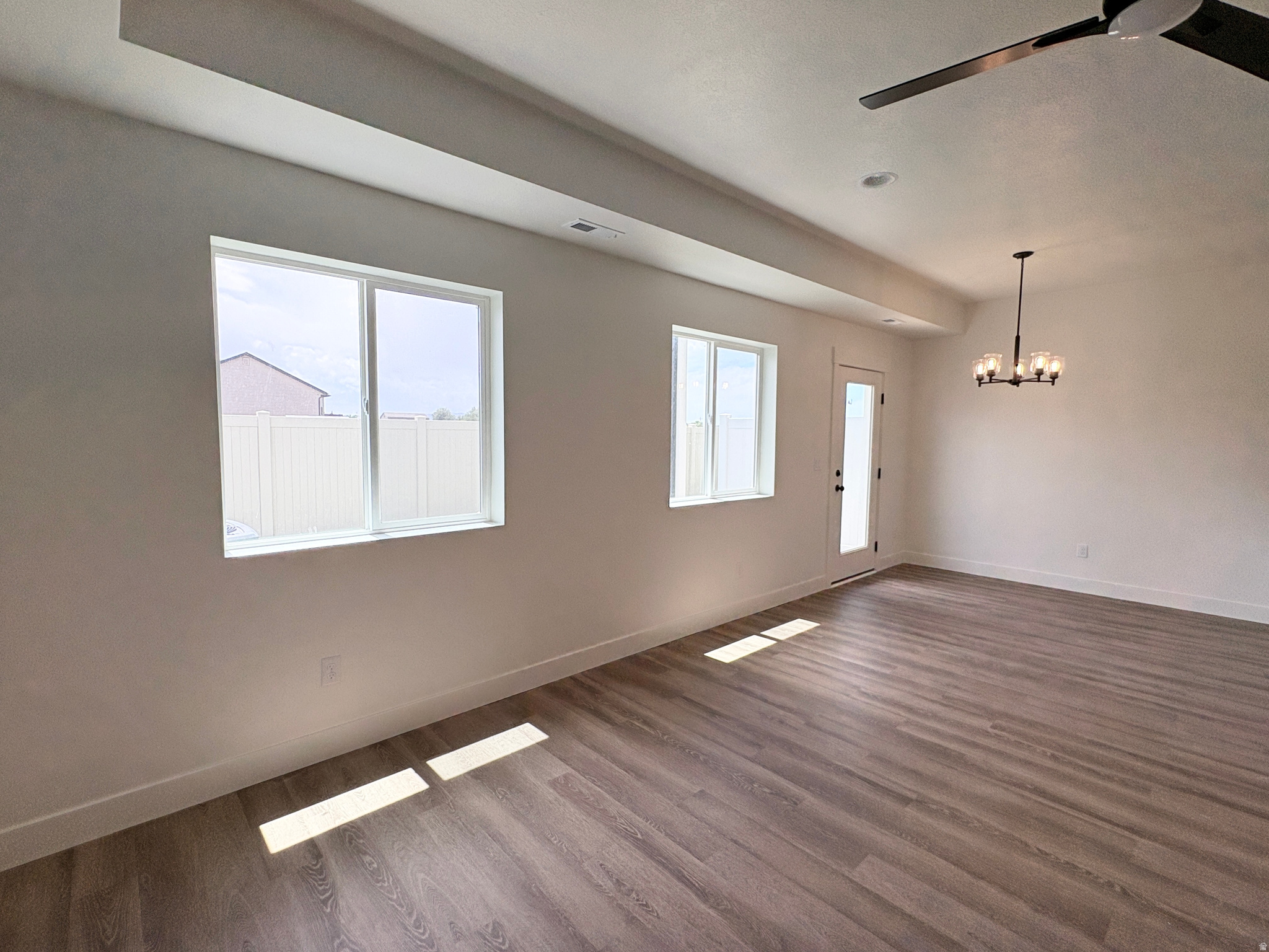 SALT GRASS - Residential