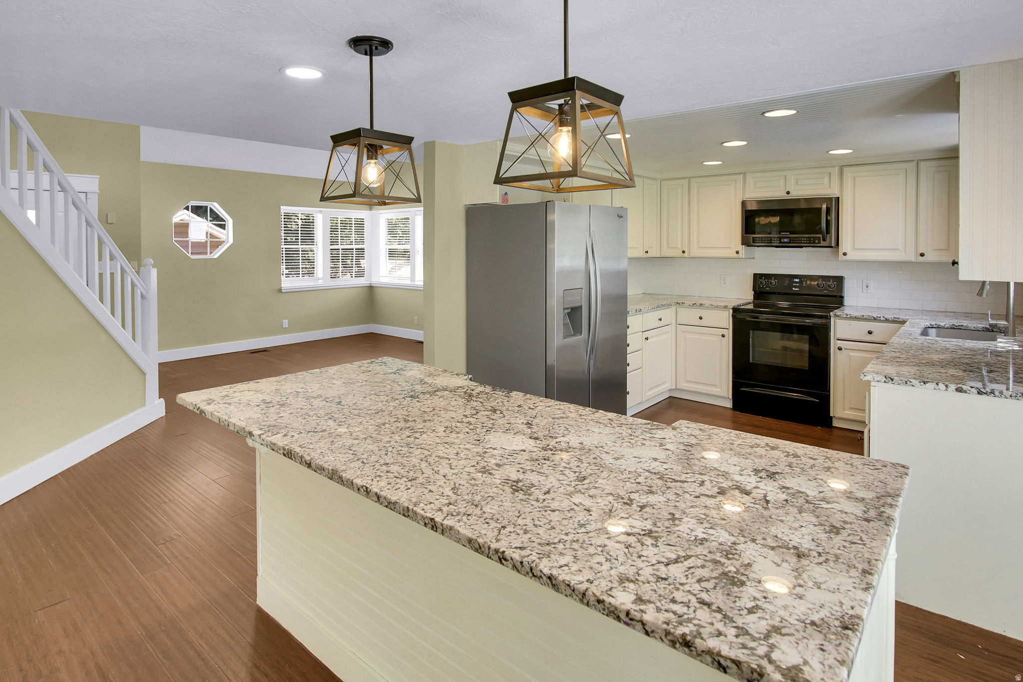 GILLESPIE ESTATES - Residential