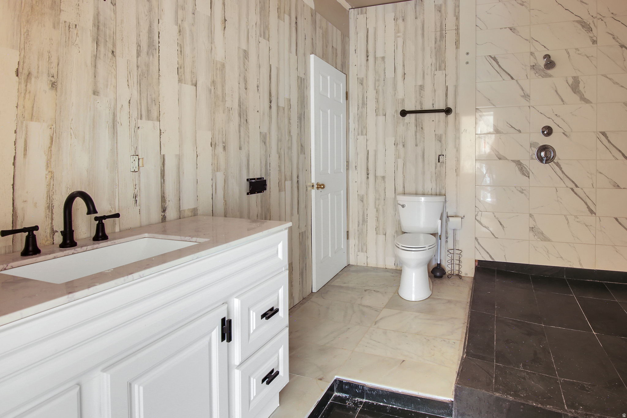 GILLESPIE ESTATES - Residential