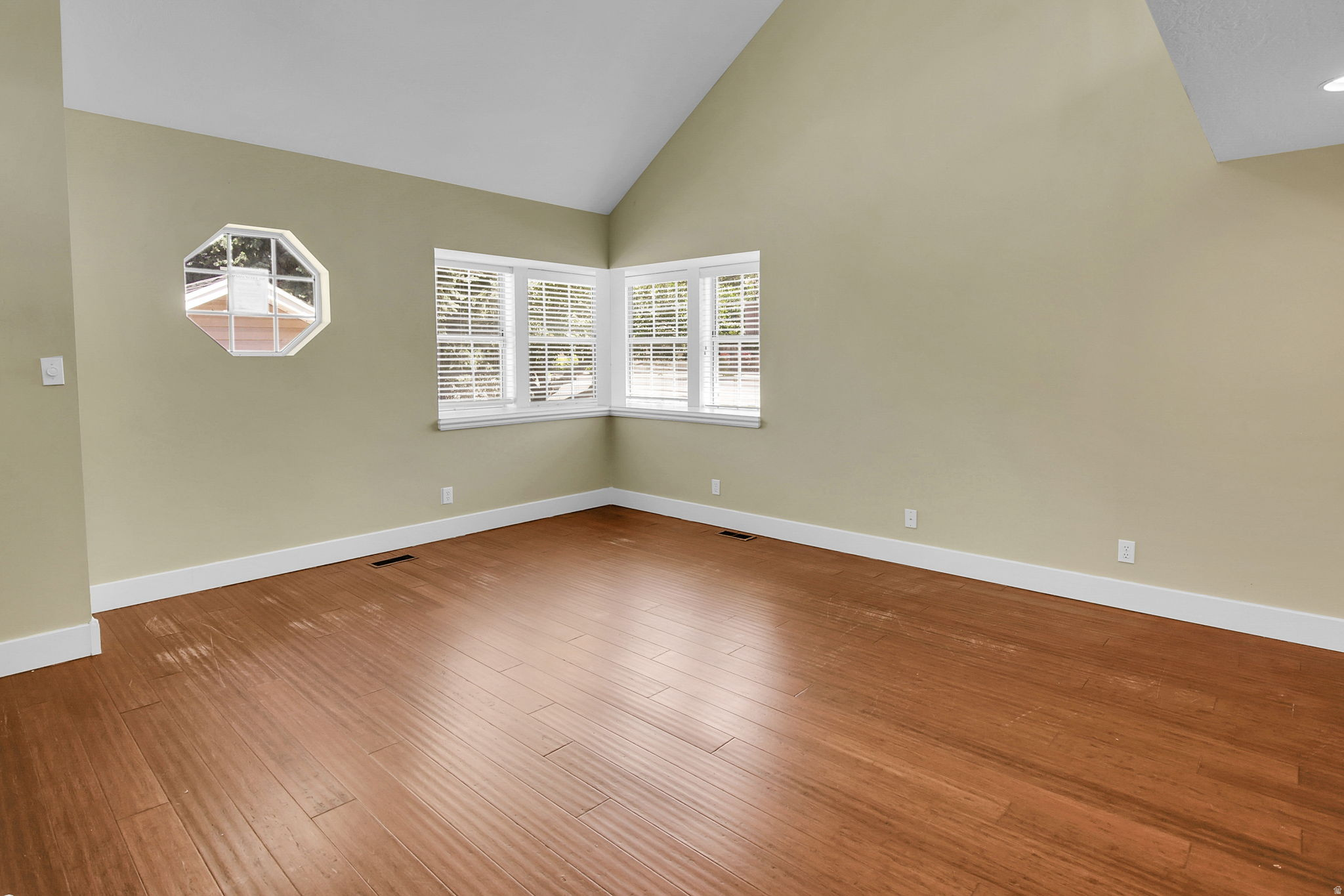 GILLESPIE ESTATES - Residential