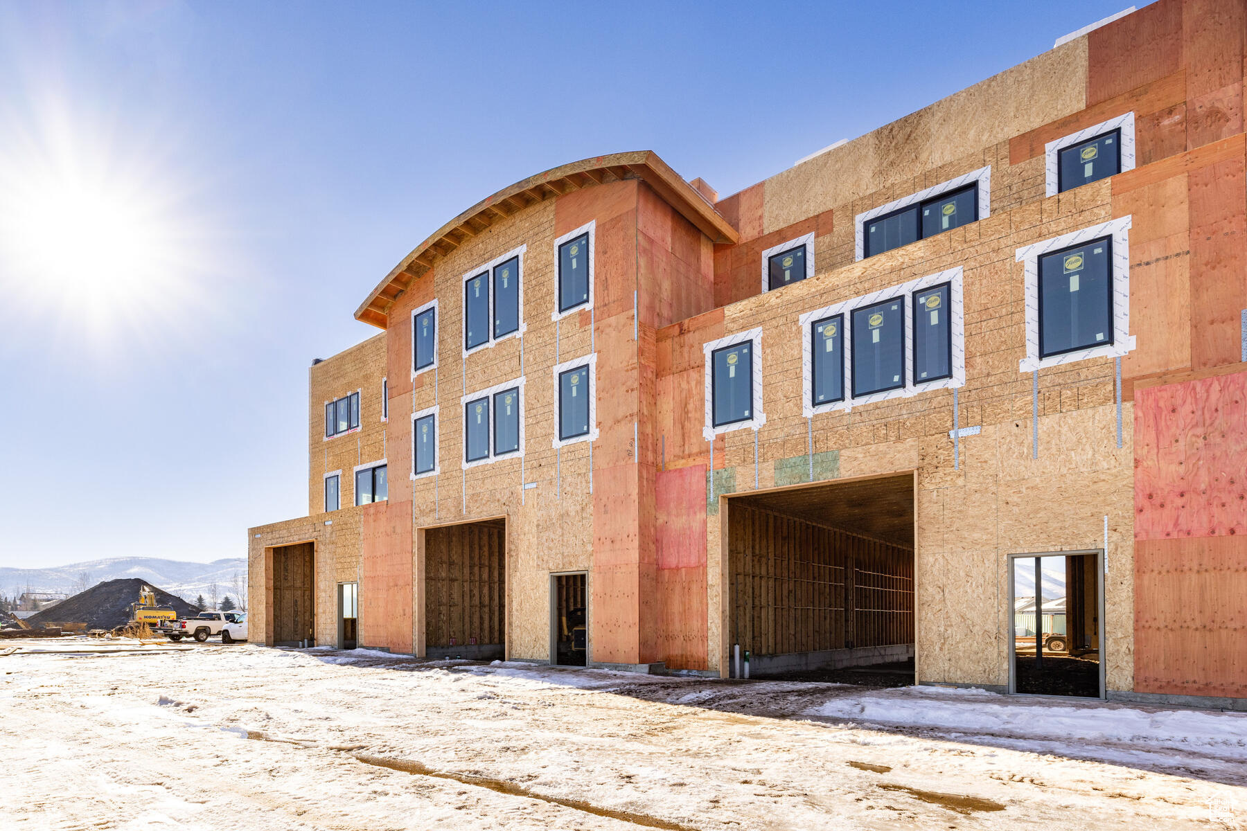 MOUNTAIN VIEW COMMON - Residential