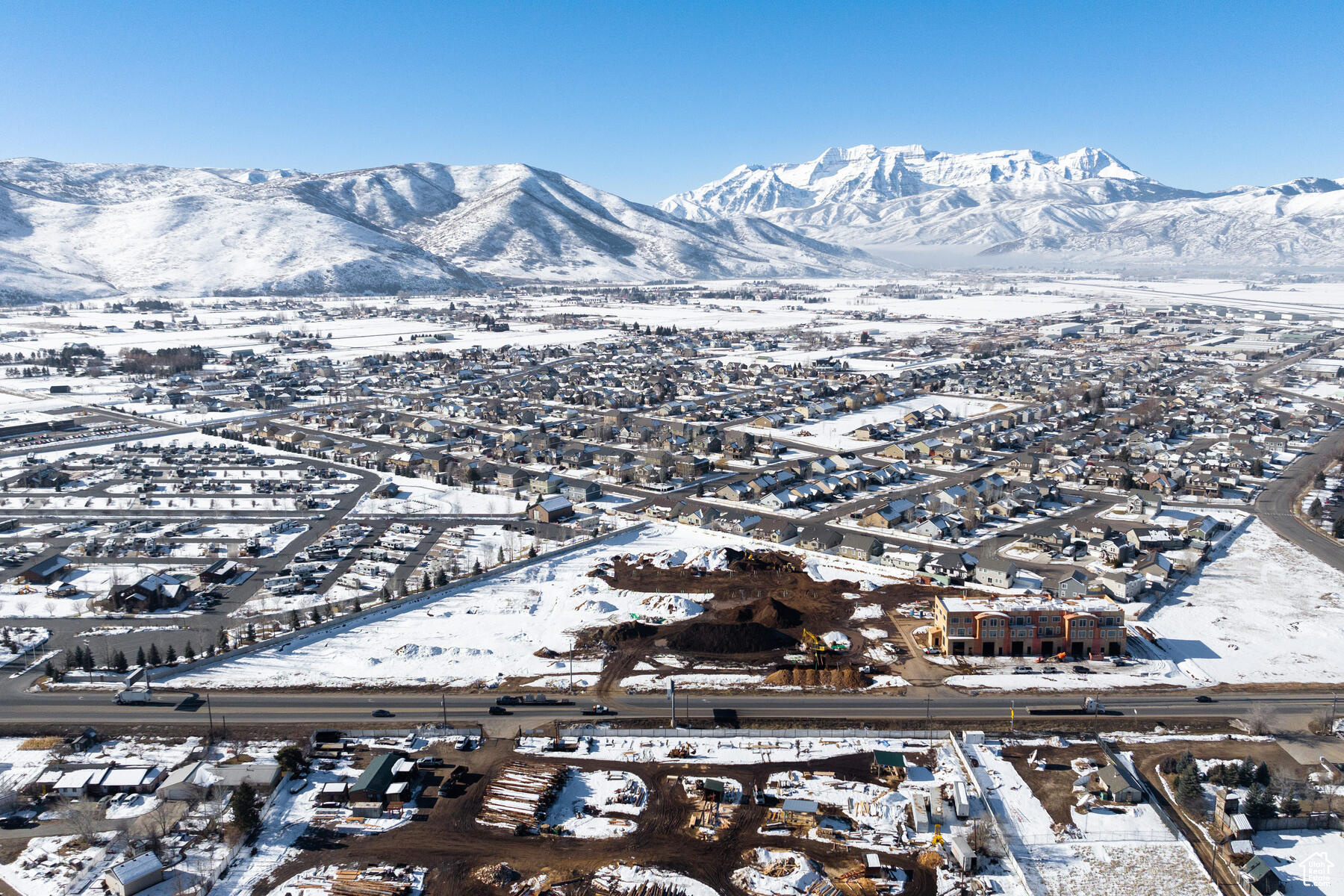 MOUNTAIN VIEW COMMON - Residential