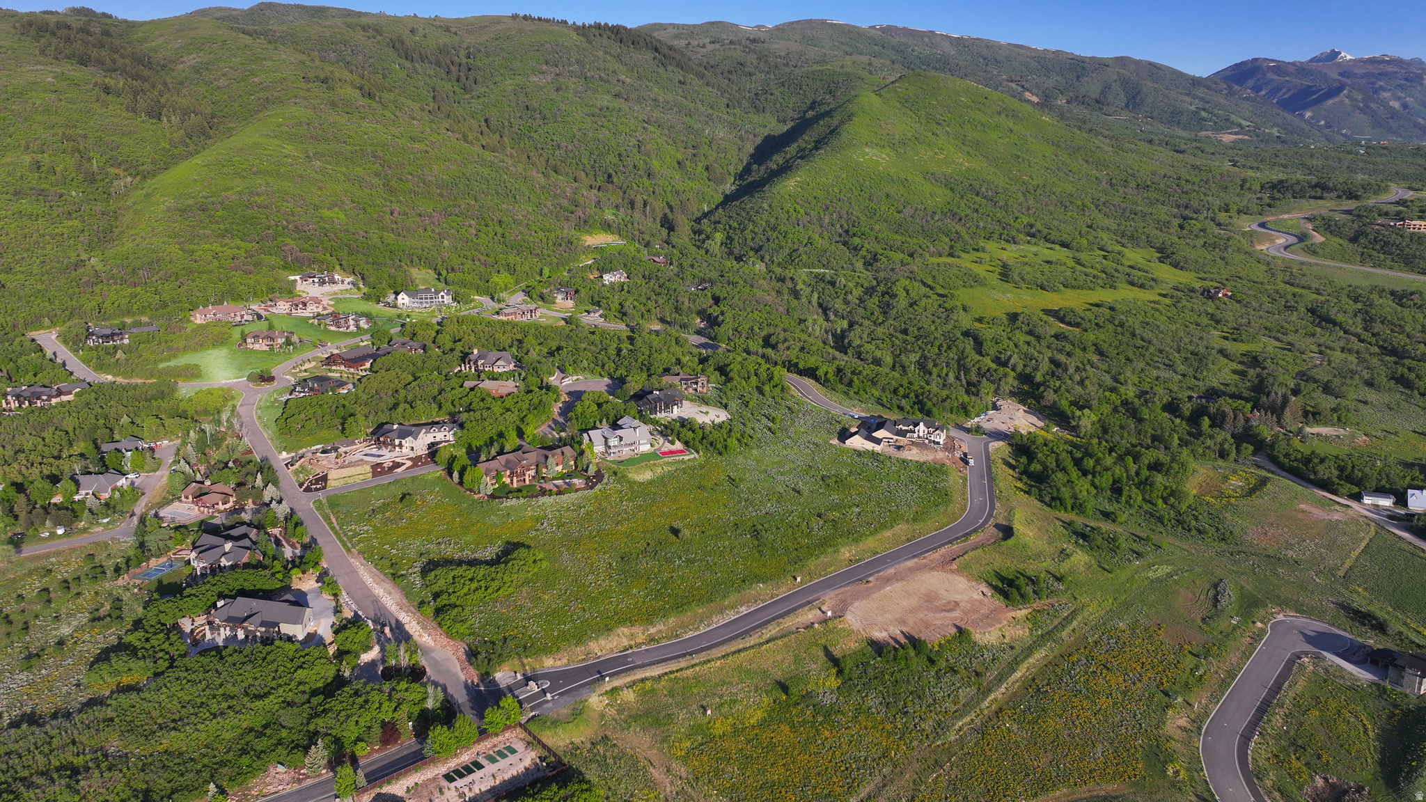 PINEVIEW OVERLOOK - Land