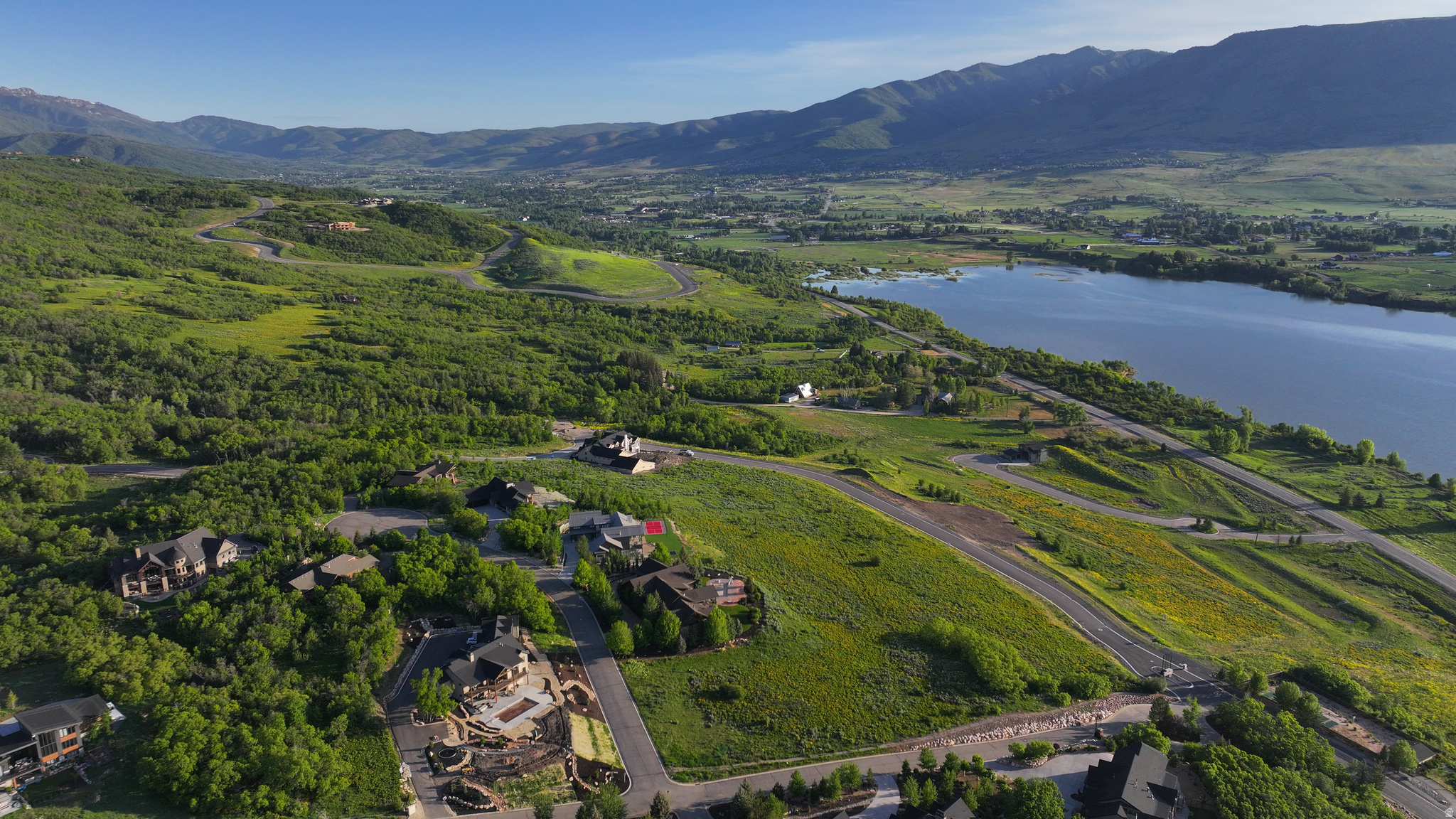 PINEVIEW OVERLOOK - Land
