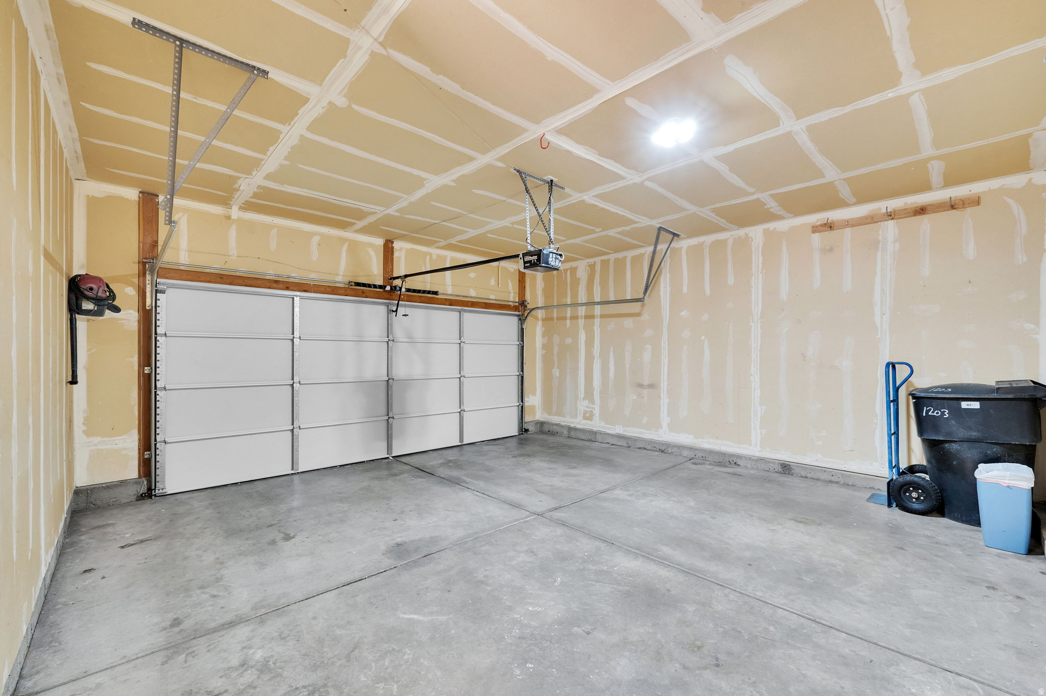 JESSIES BROOK - Residential