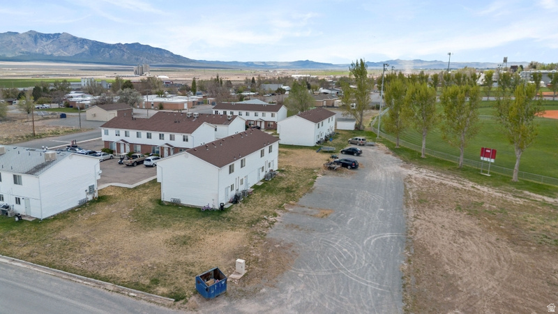 TIPPETS TOWNHOMES - Residential