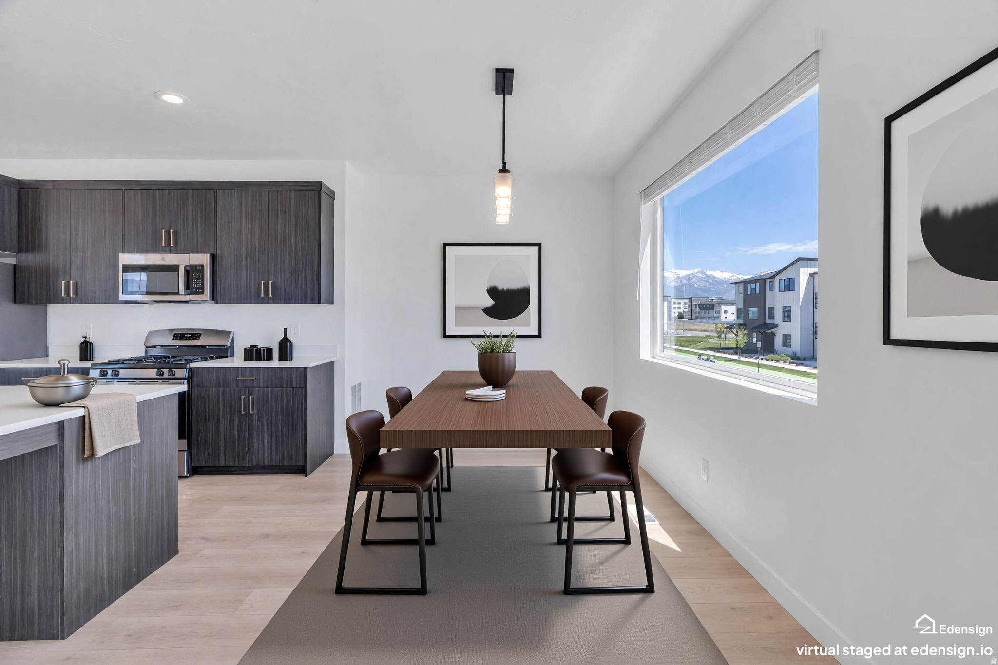LAKESHORE LANDING - Residential