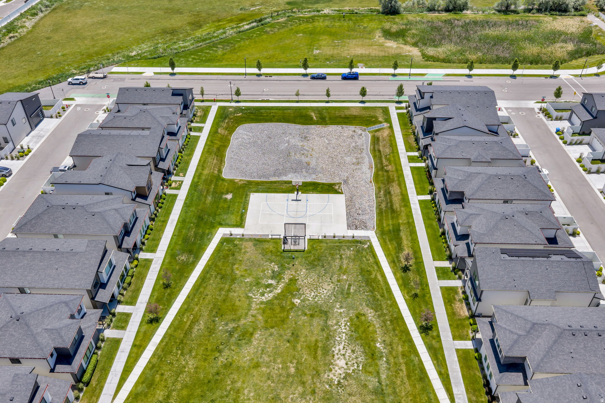 LAKESHORE LANDING - Residential