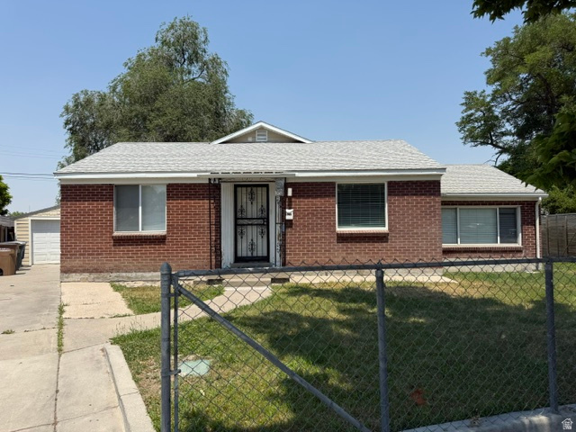 Great 5 bedroom/2 bath  house on a cul de sac in Glendale. Well kept home with new LVP plank in the bedrooms and new quartz countertops in the kitchen. Large fenced yard. New crisp white paint. Addition in 2014 with new bedroom, bath, laundry, new electrical, new plumbing, new HVAC, new roof. Extremely well kept home and in great condition.  Square footage figures are provided as a courtesy estimate only.  Buyer is advised to obtain an independent measurement.