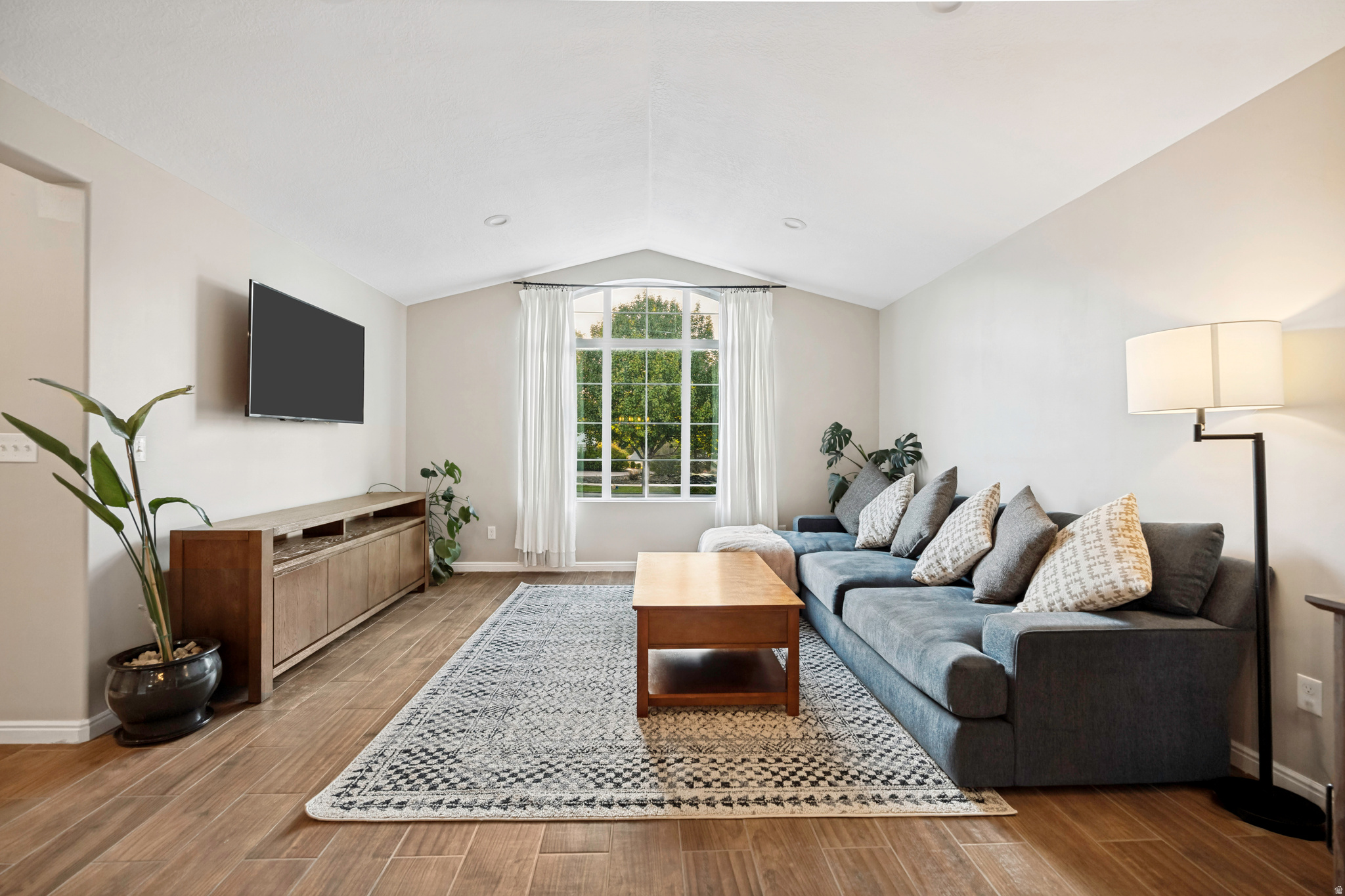 NELSON - Residential