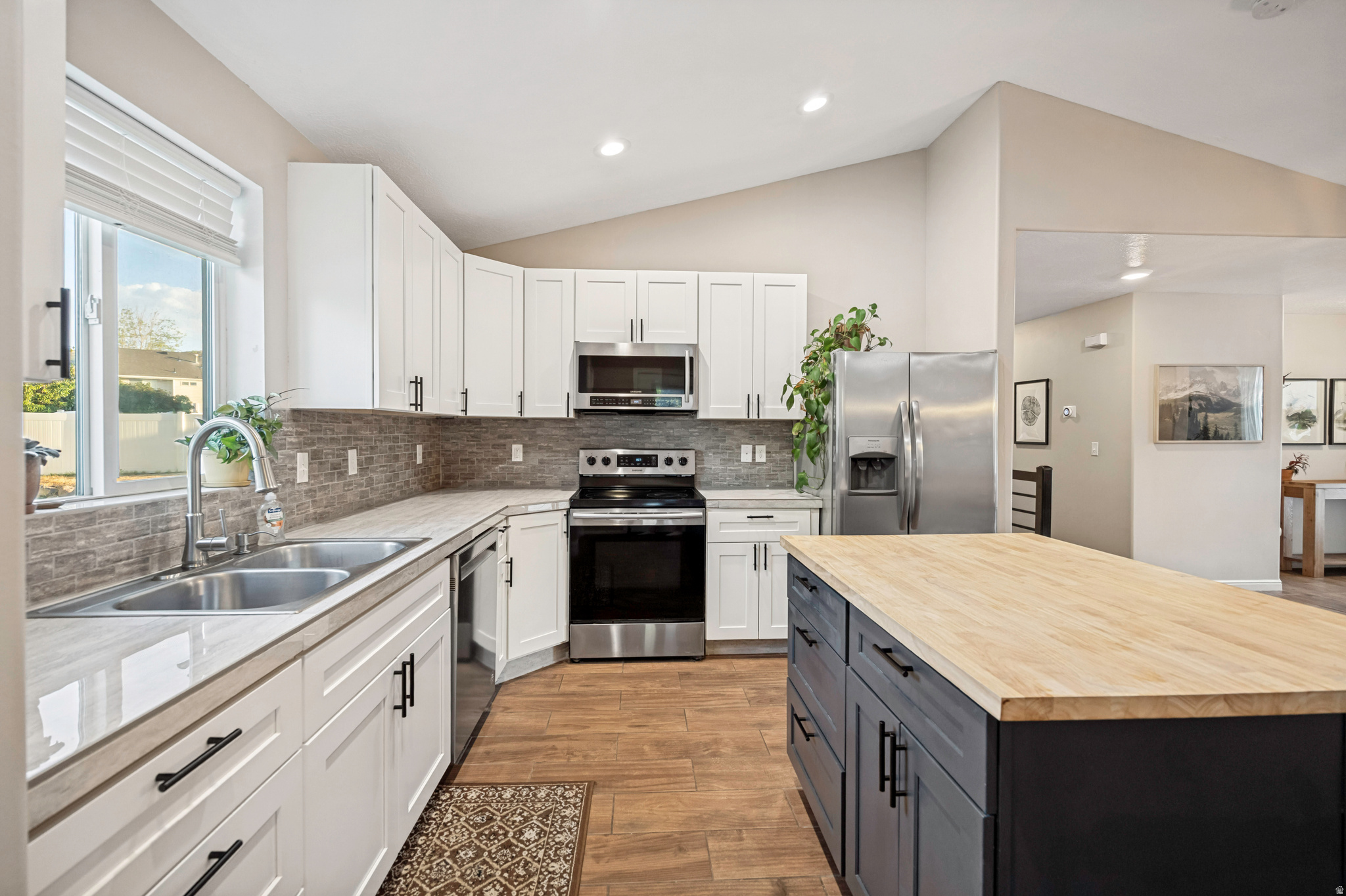 NELSON - Residential