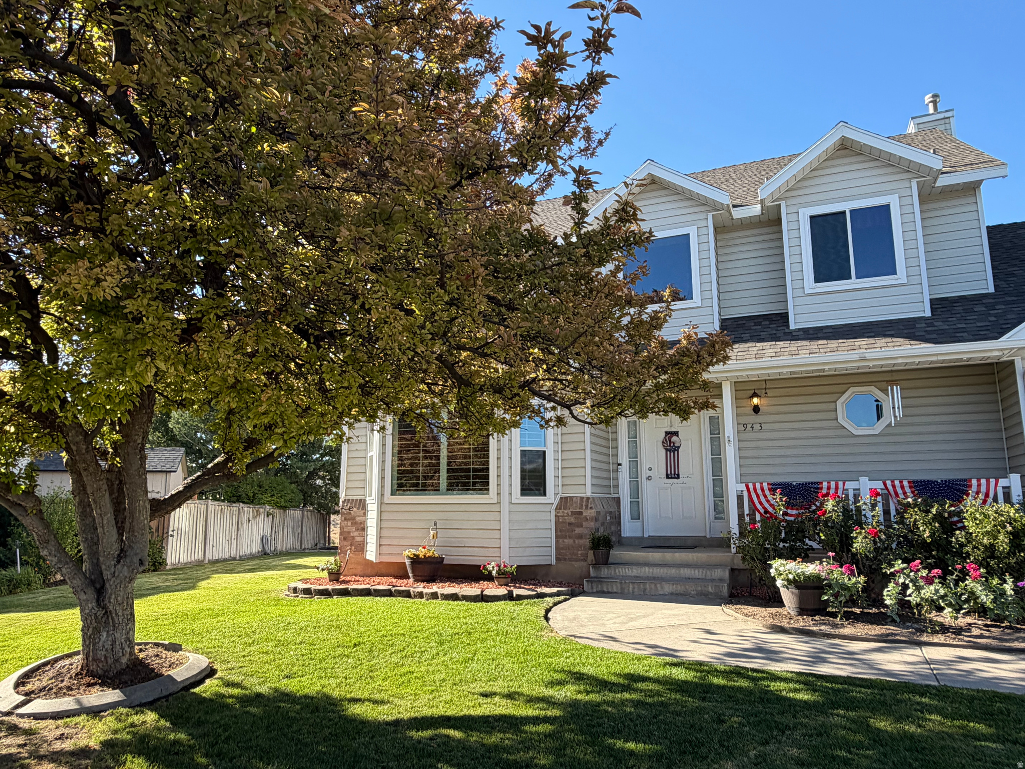 SUMMER CREST - Residential