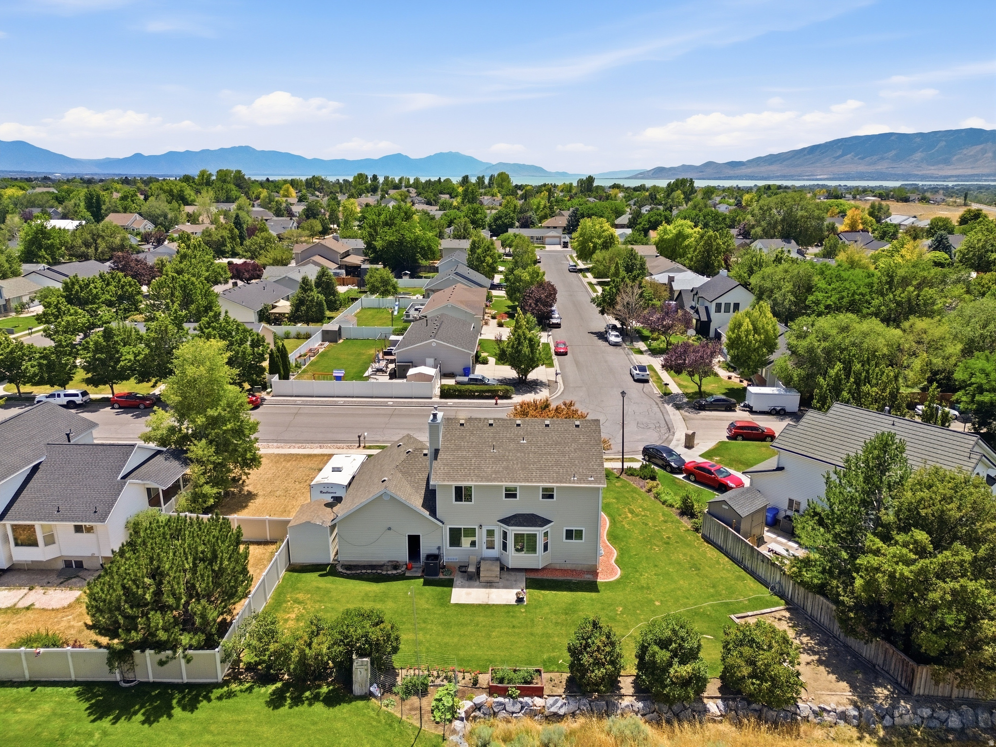 SUMMER CREST - Residential