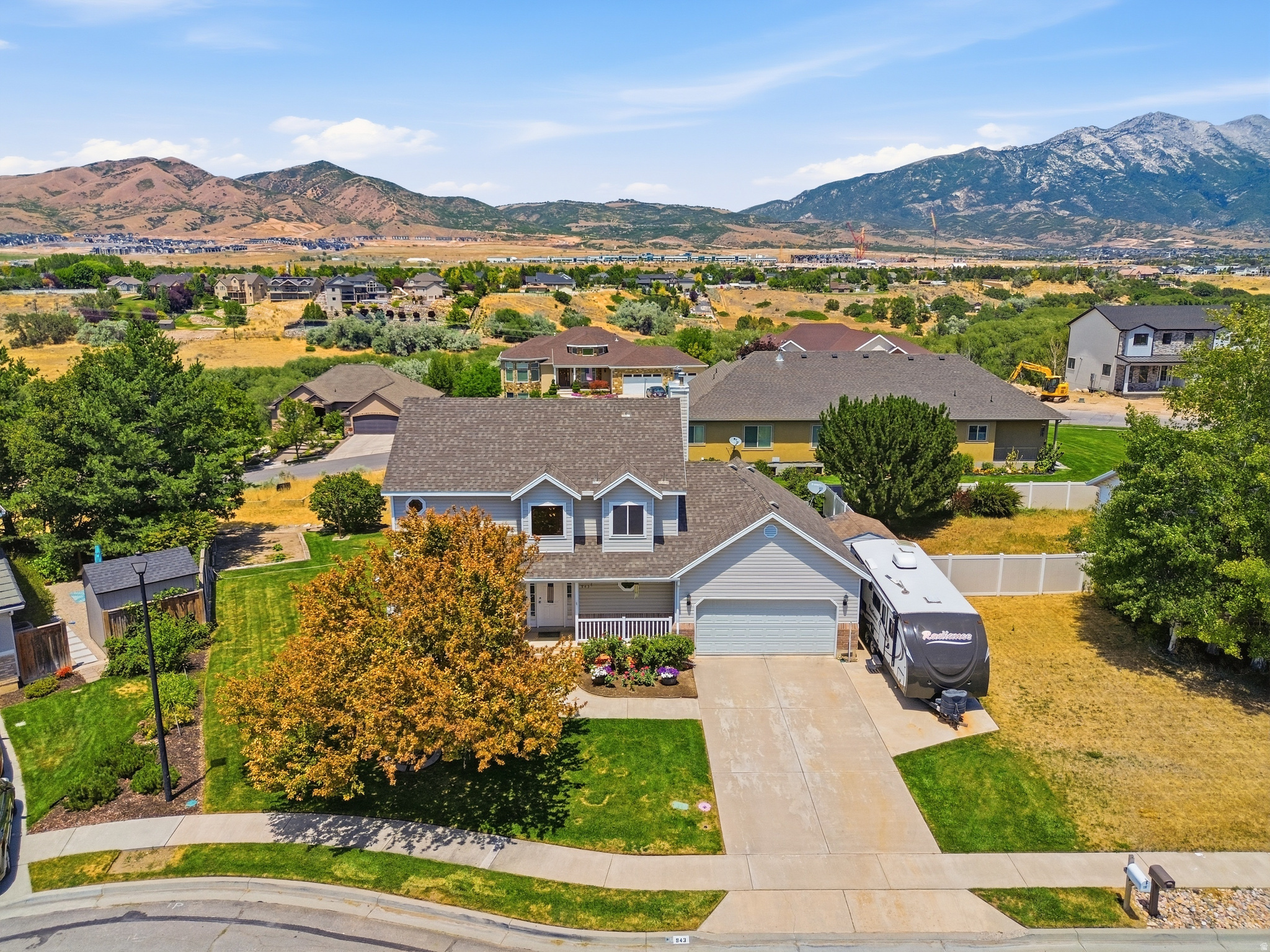 SUMMER CREST - Residential