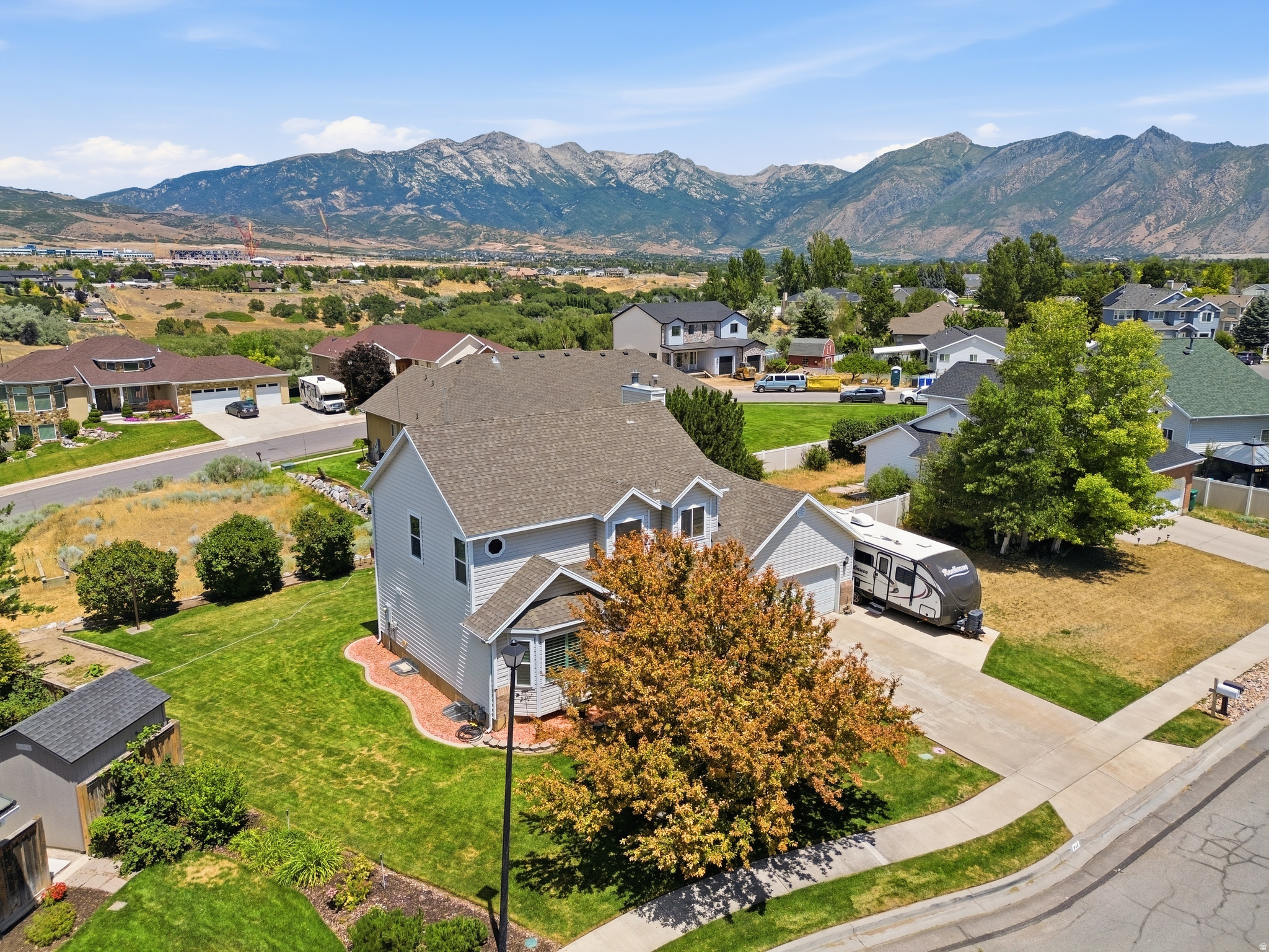 SUMMER CREST - Residential