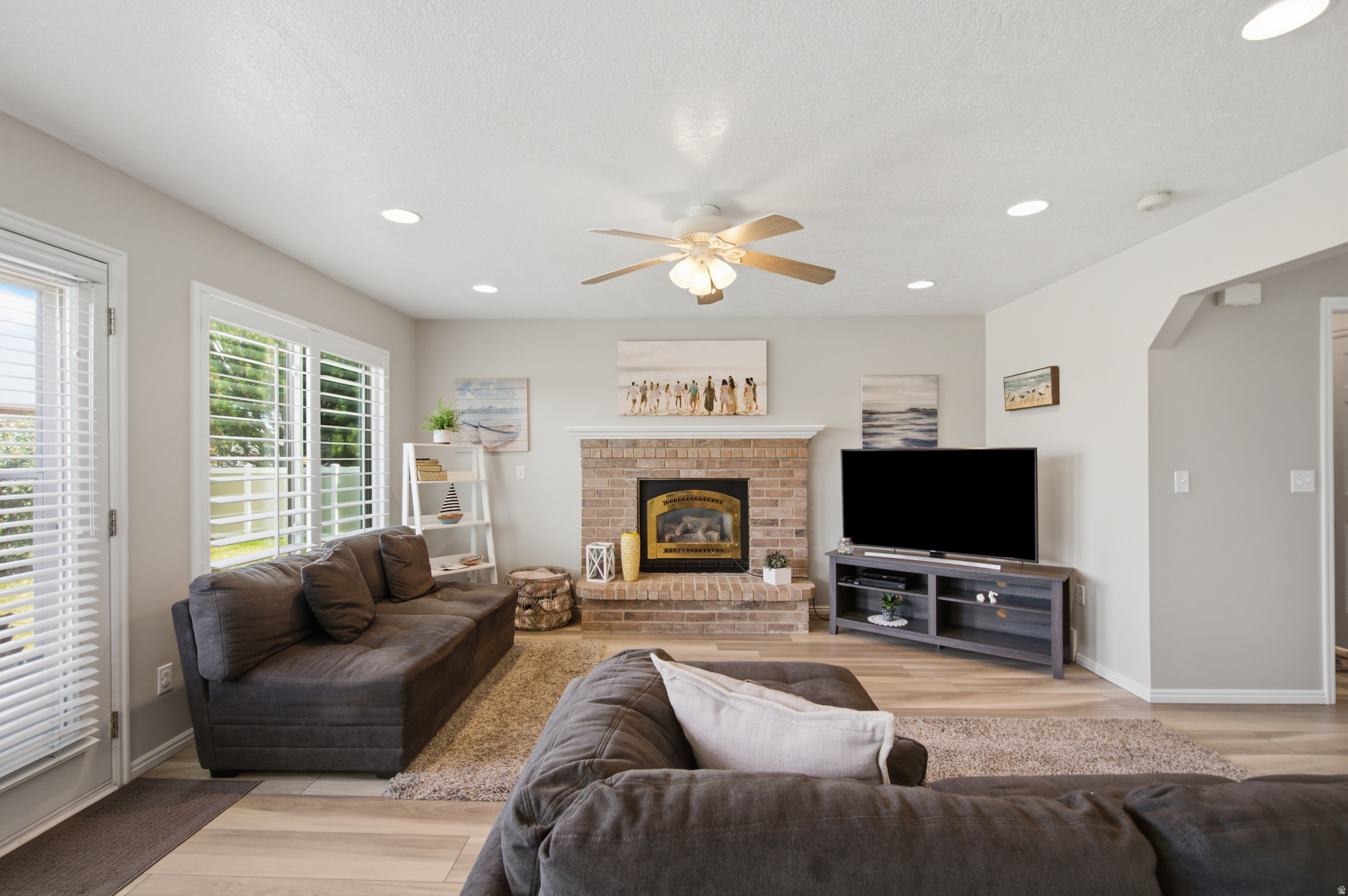 SUMMER CREST - Residential