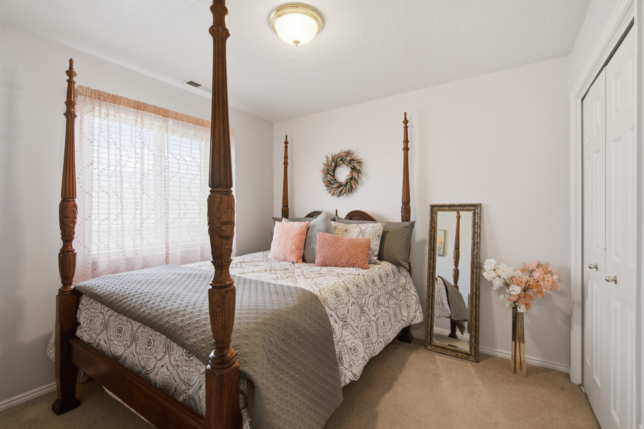 SUMMER CREST - Residential