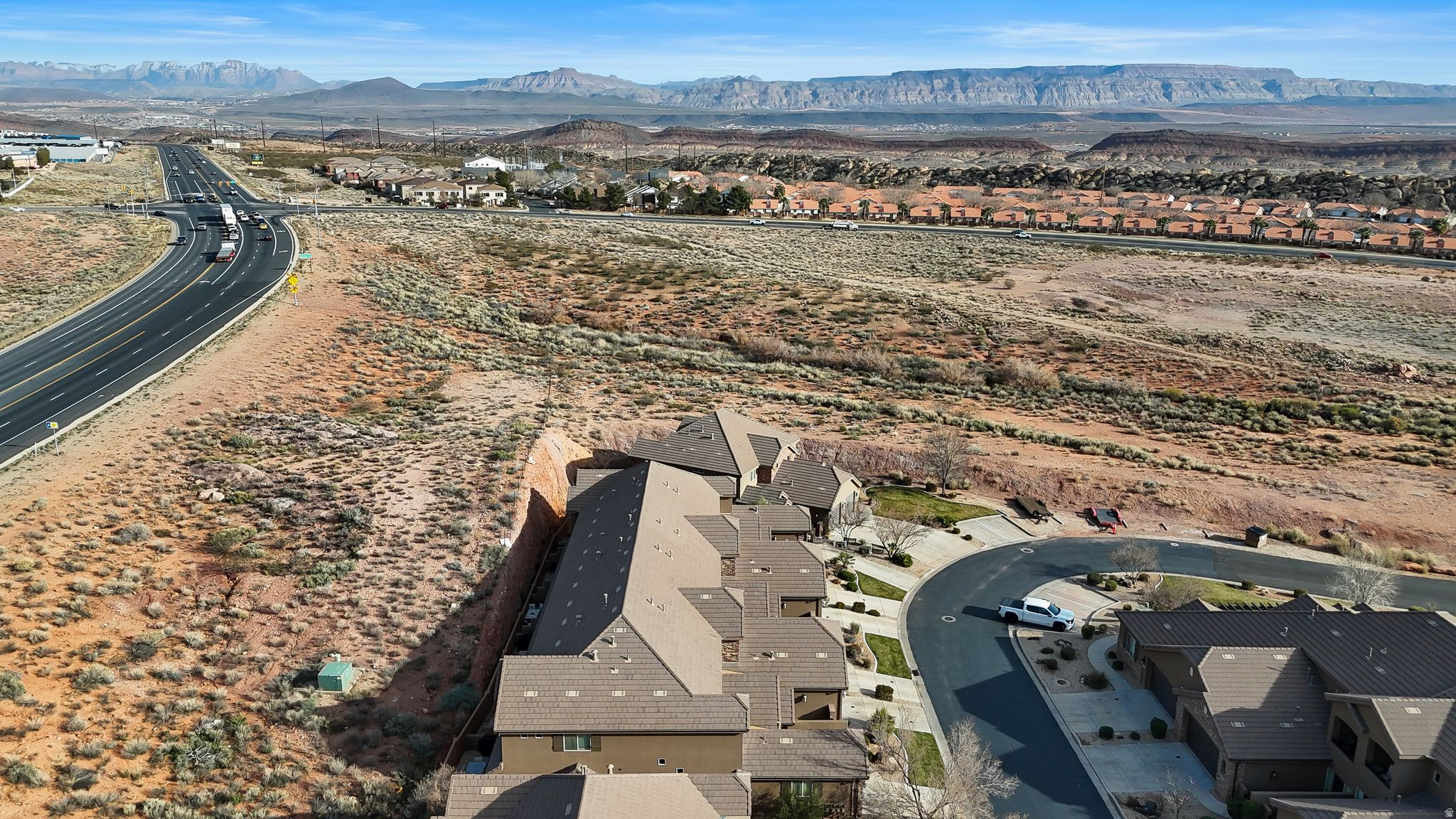 CORAL RIDGE TOWNHOME - Residential