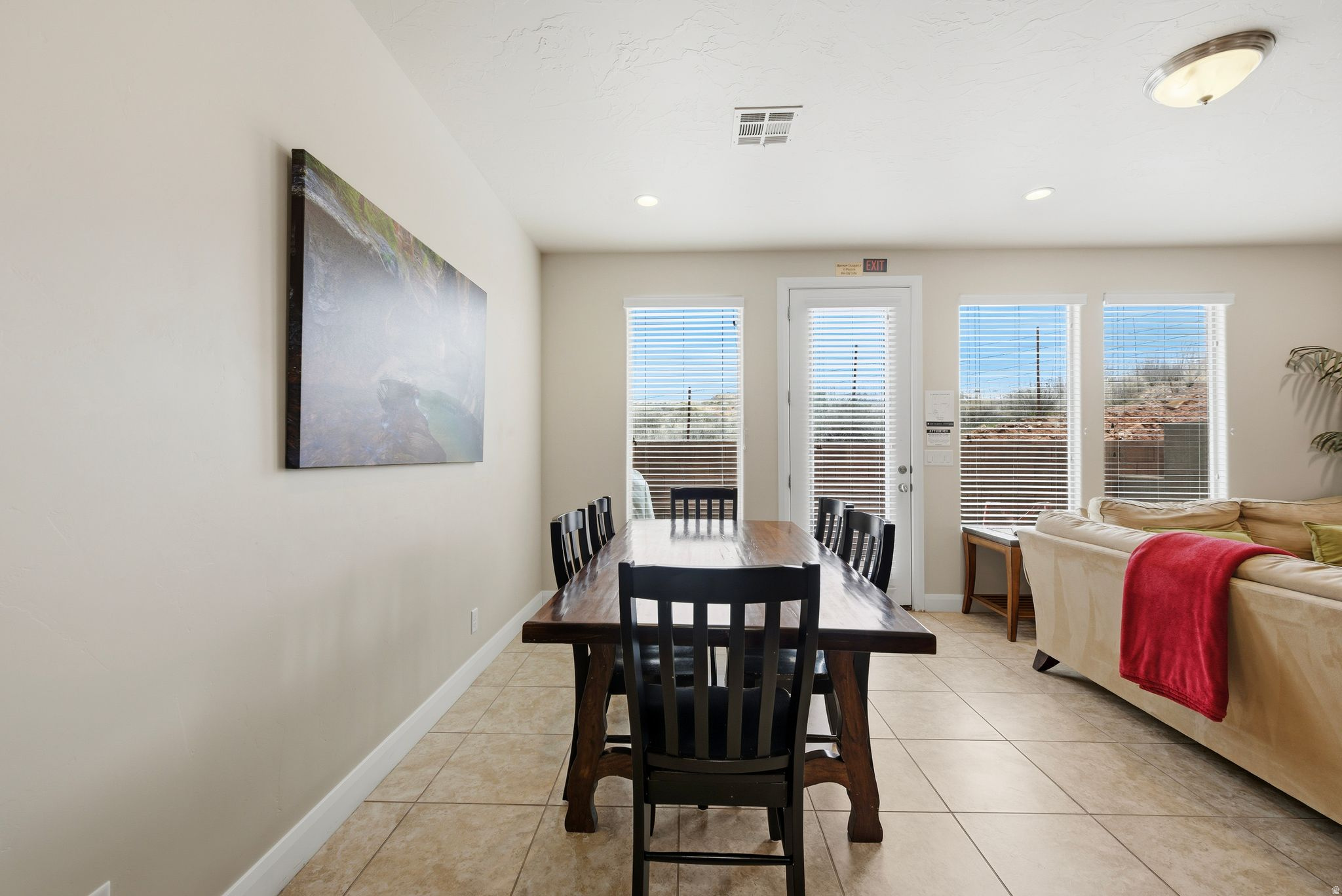 CORAL RIDGE TOWNHOME - Residential