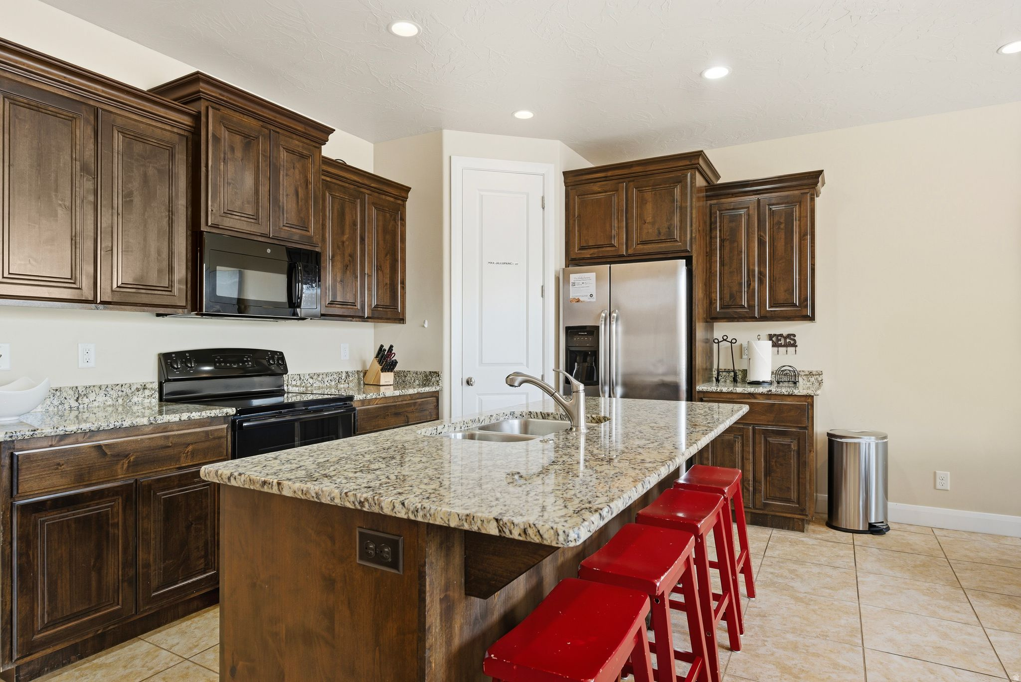 CORAL RIDGE TOWNHOME - Residential