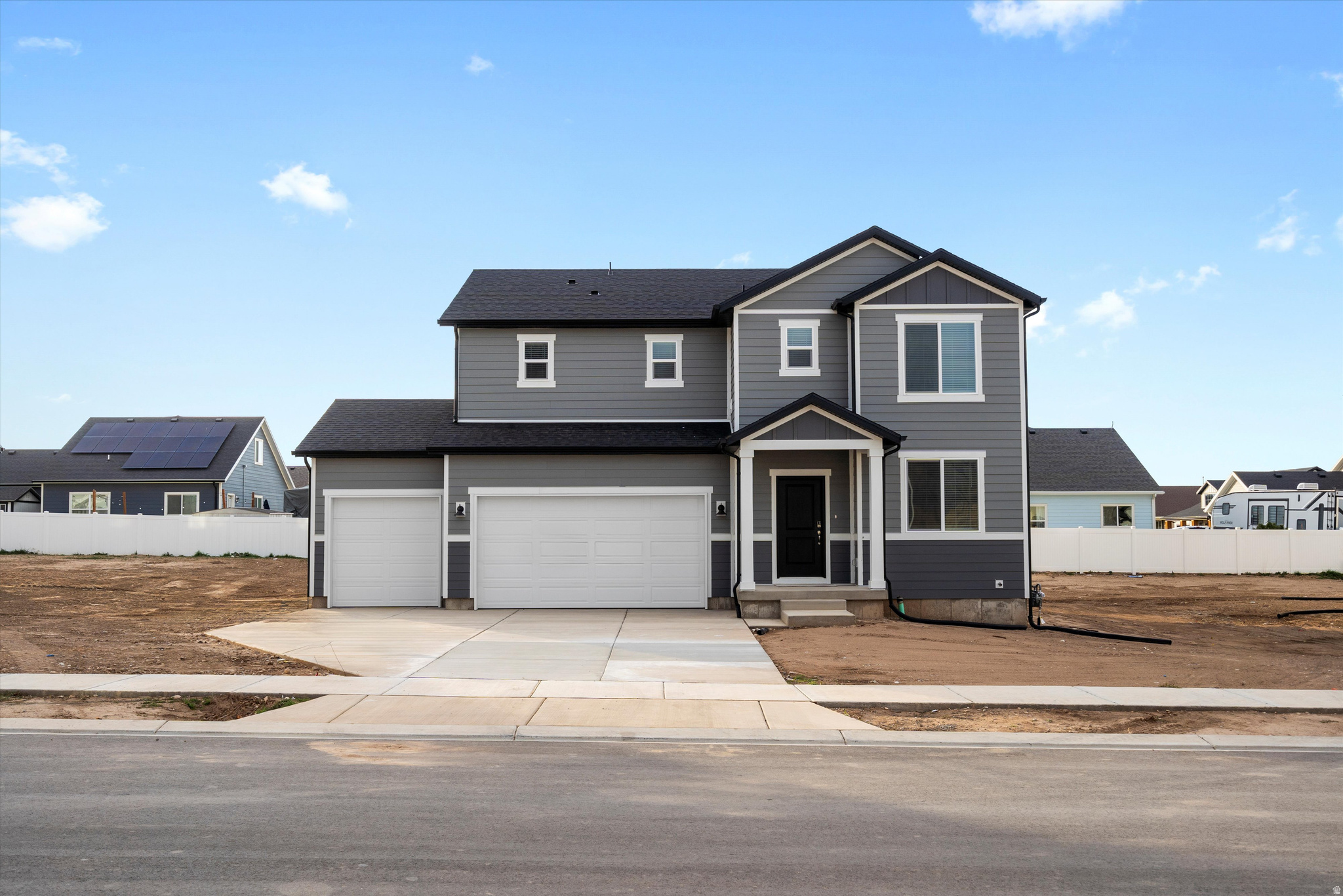 This home features a seamless great room and kitchen designed for easy entertaining, plus an unfinished basement with room to grow. Upstairs, relax in the primary suite with a spacious bathroom & walk-in closet. Move in ready with a washer, dryer, fridge and blinds throughout. Total home approx. sq. ft 3,411.
