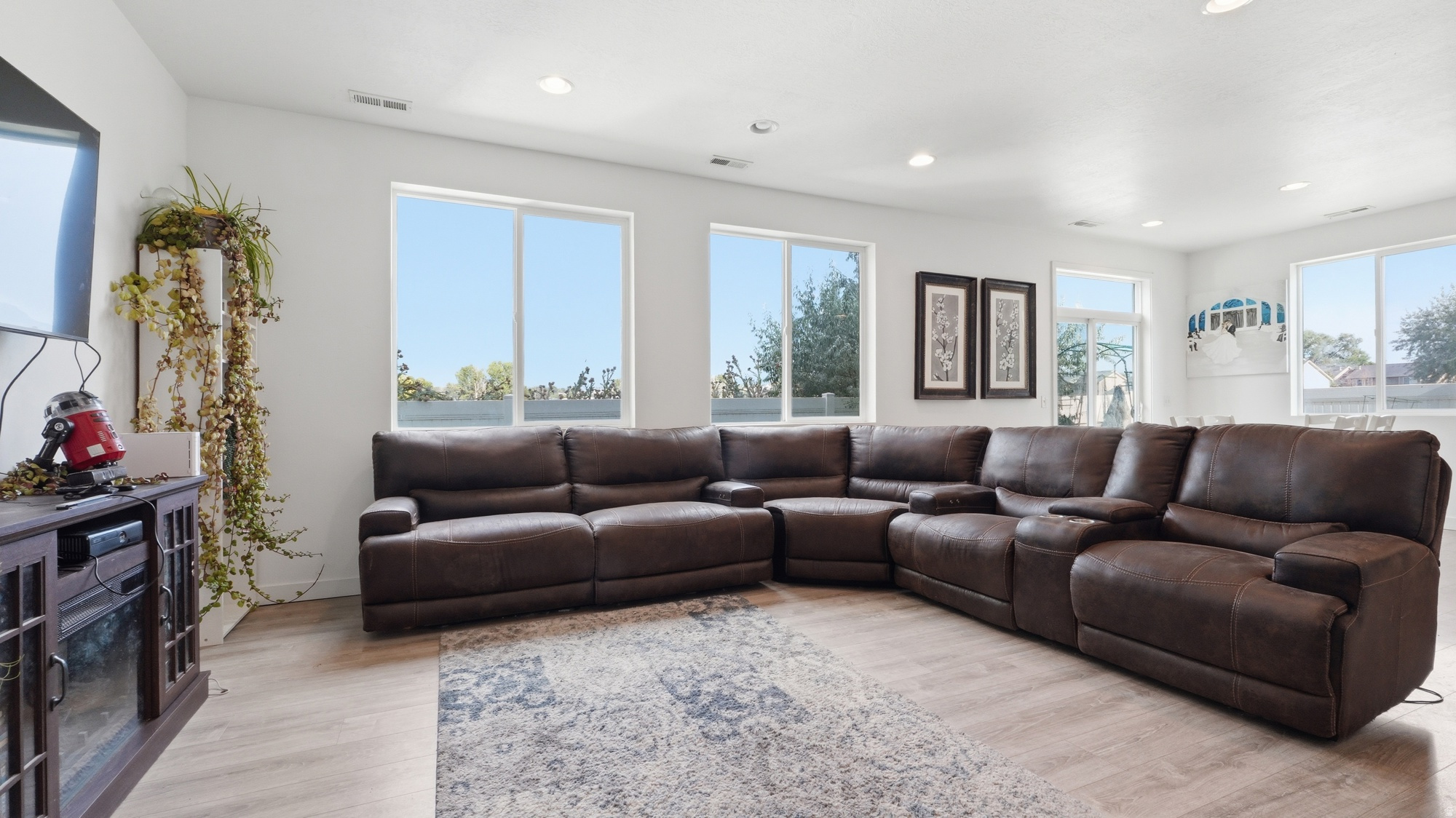 VISTA AT SALT POINT - Residential