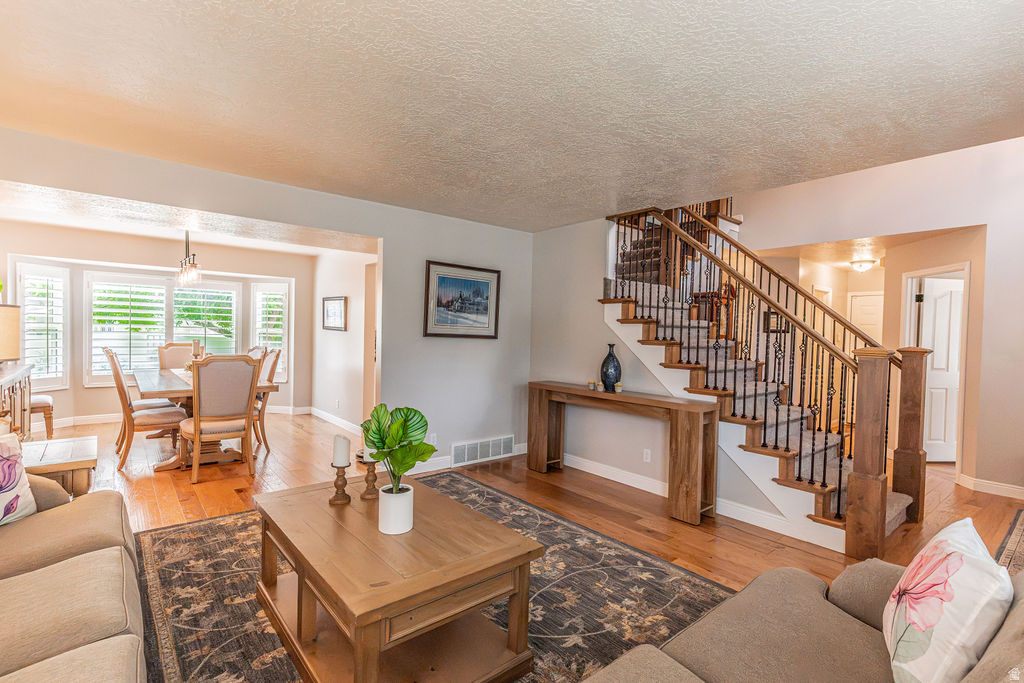 CRANBERRY HILL - Residential