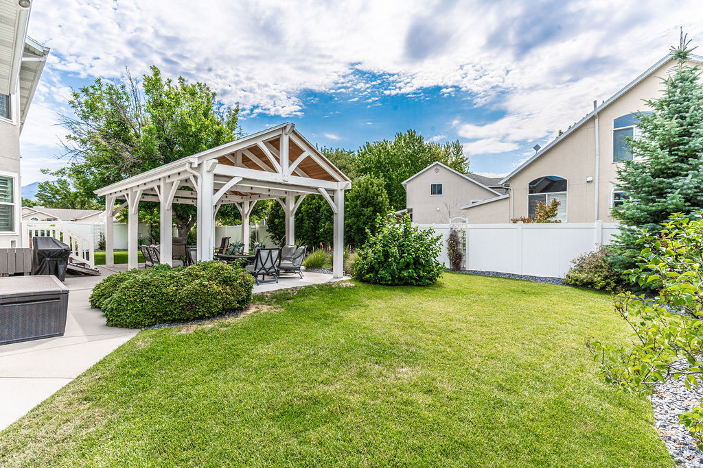 CRANBERRY HILL - Residential