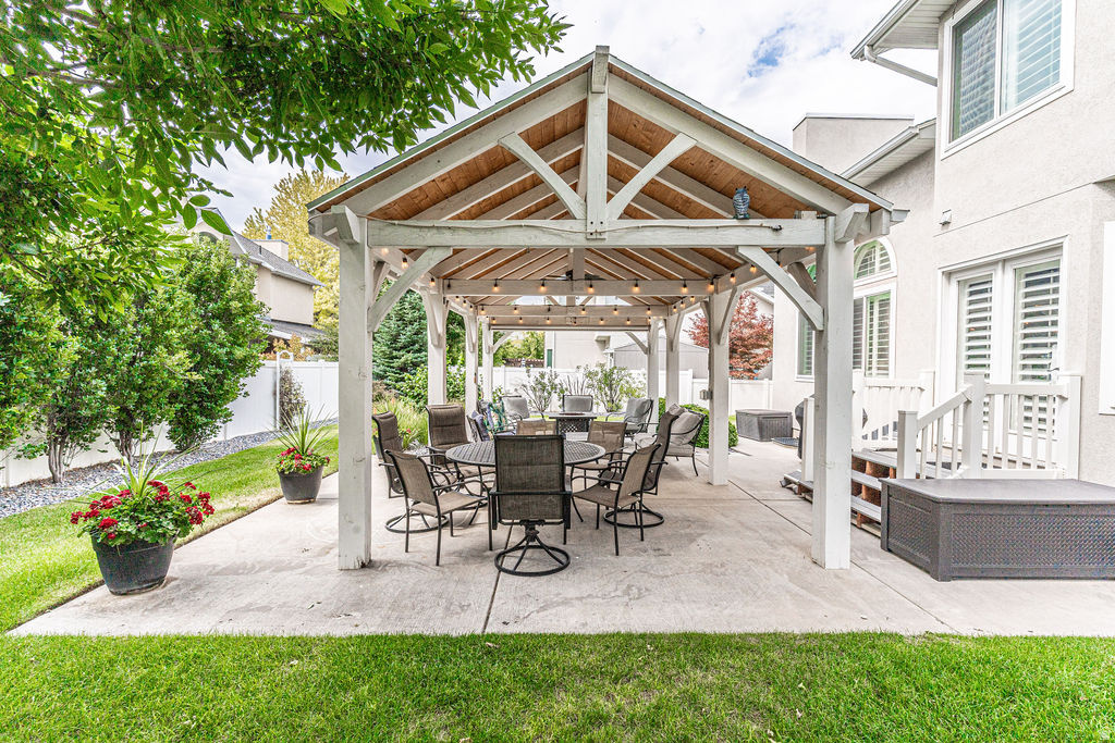 CRANBERRY HILL - Residential