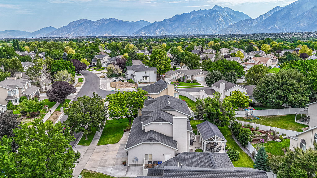 CRANBERRY HILL - Residential