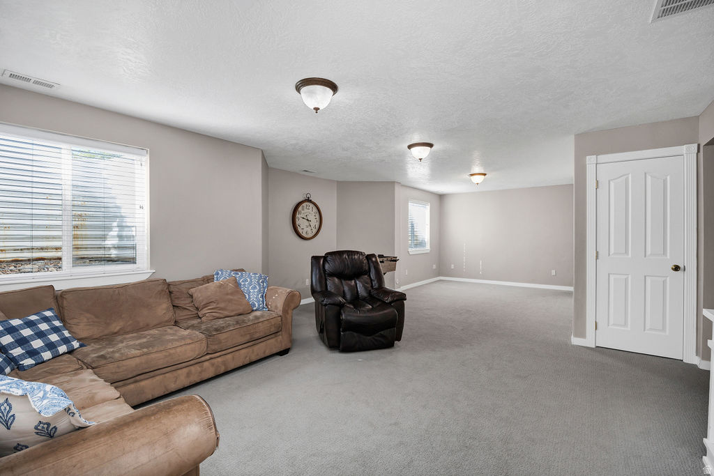 COUNTRY GARDEN ESTATES - Residential