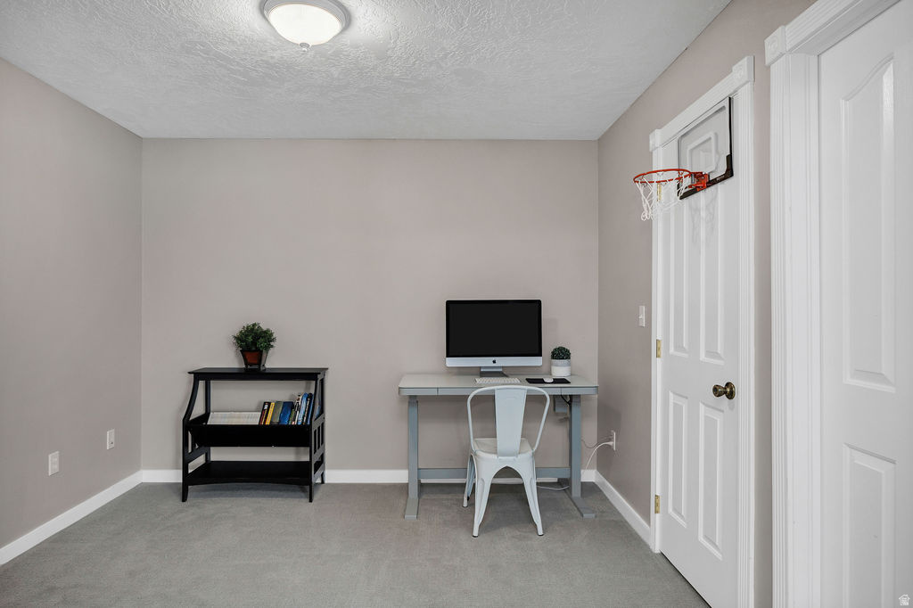 COUNTRY GARDEN ESTATES - Residential