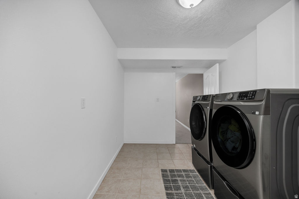 COUNTRY GARDEN ESTATES - Residential