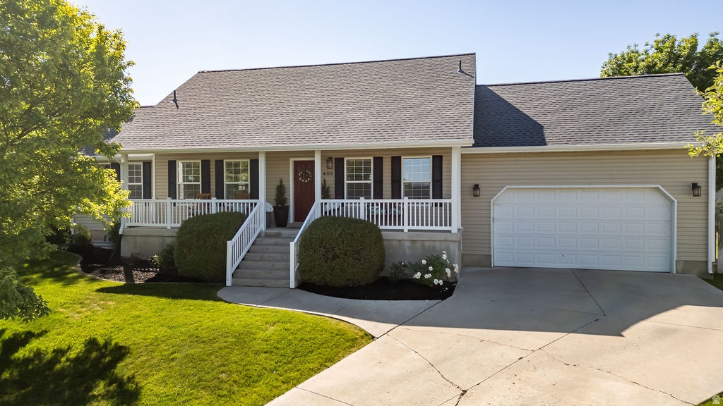 COUNTRY GARDEN ESTATES - Residential