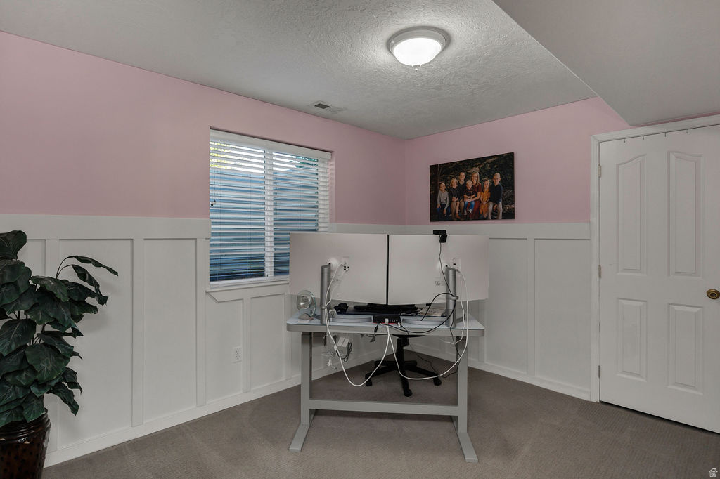 COUNTRY GARDEN ESTATES - Residential