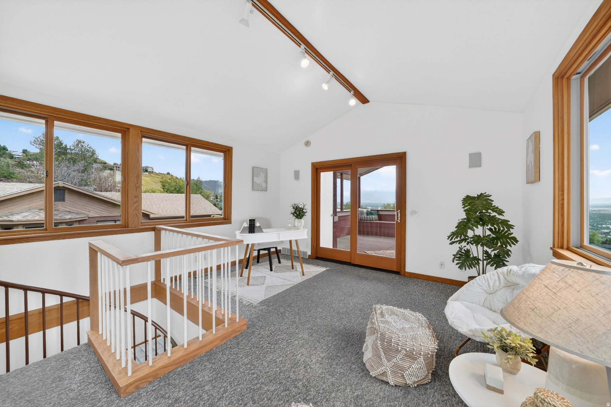 NORTH - Residential