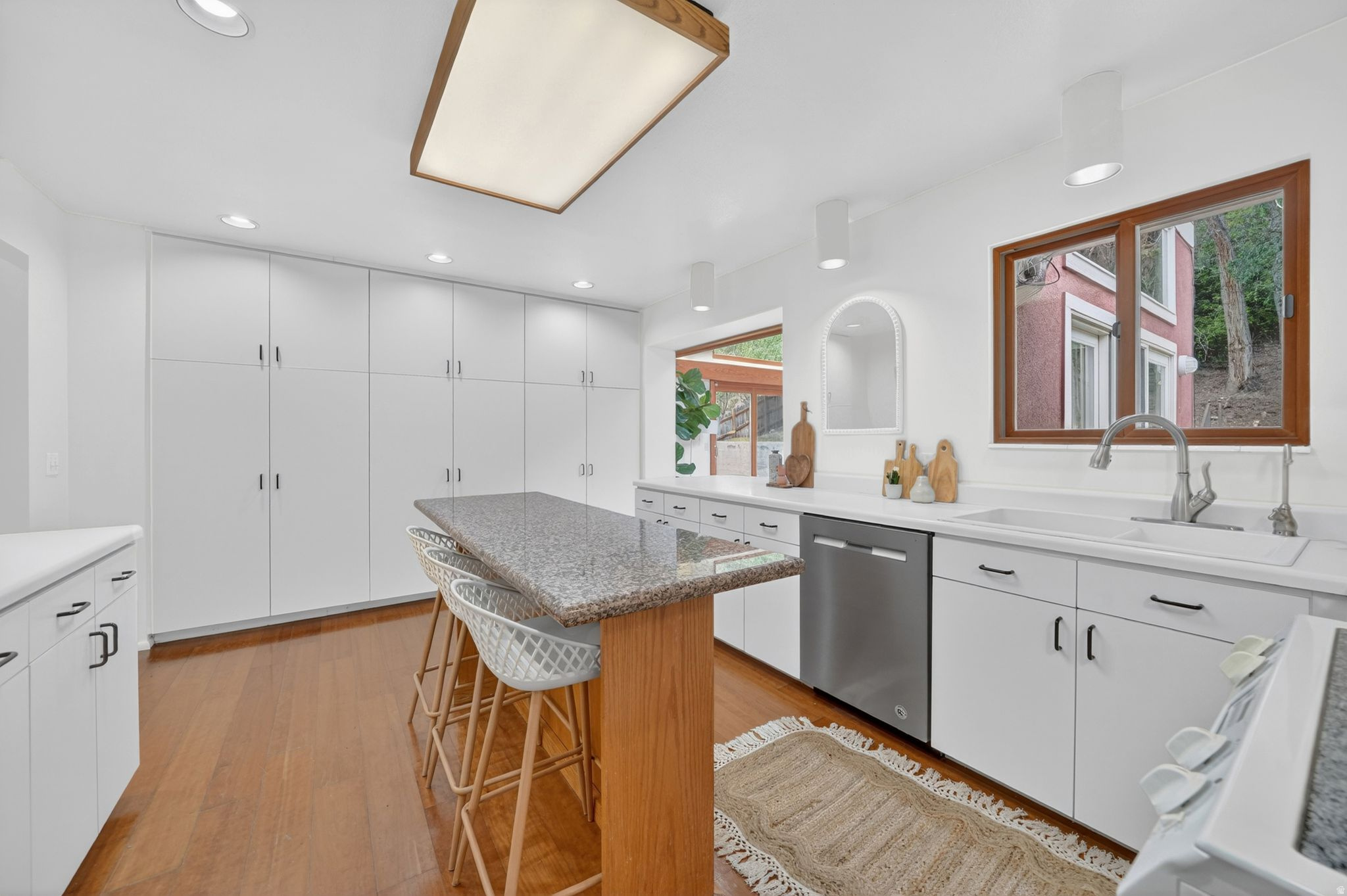 NORTH - Residential